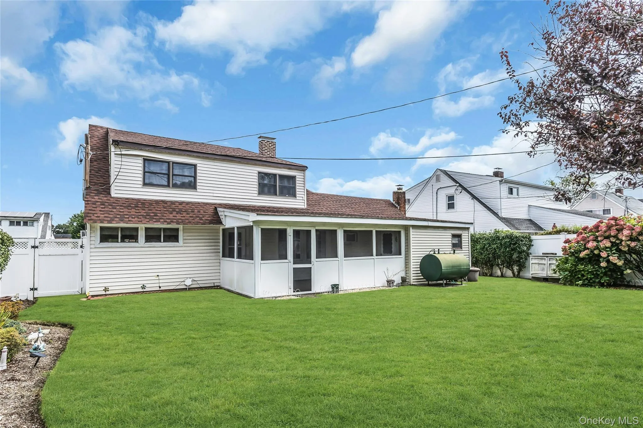 30 Cable Lane, Oyster Bay, NY, 4 Bedrooms Bedrooms, 7 Rooms Rooms,2 BathroomsBathrooms,Residential,For Rent,Cable,0,1052449 30 Cable Lane, Oyster Bay, NY, 4 Bedrooms Bedrooms, 7 Rooms Rooms,2 BathroomsBathrooms,Residential,For Rent,Cable,0,1052449