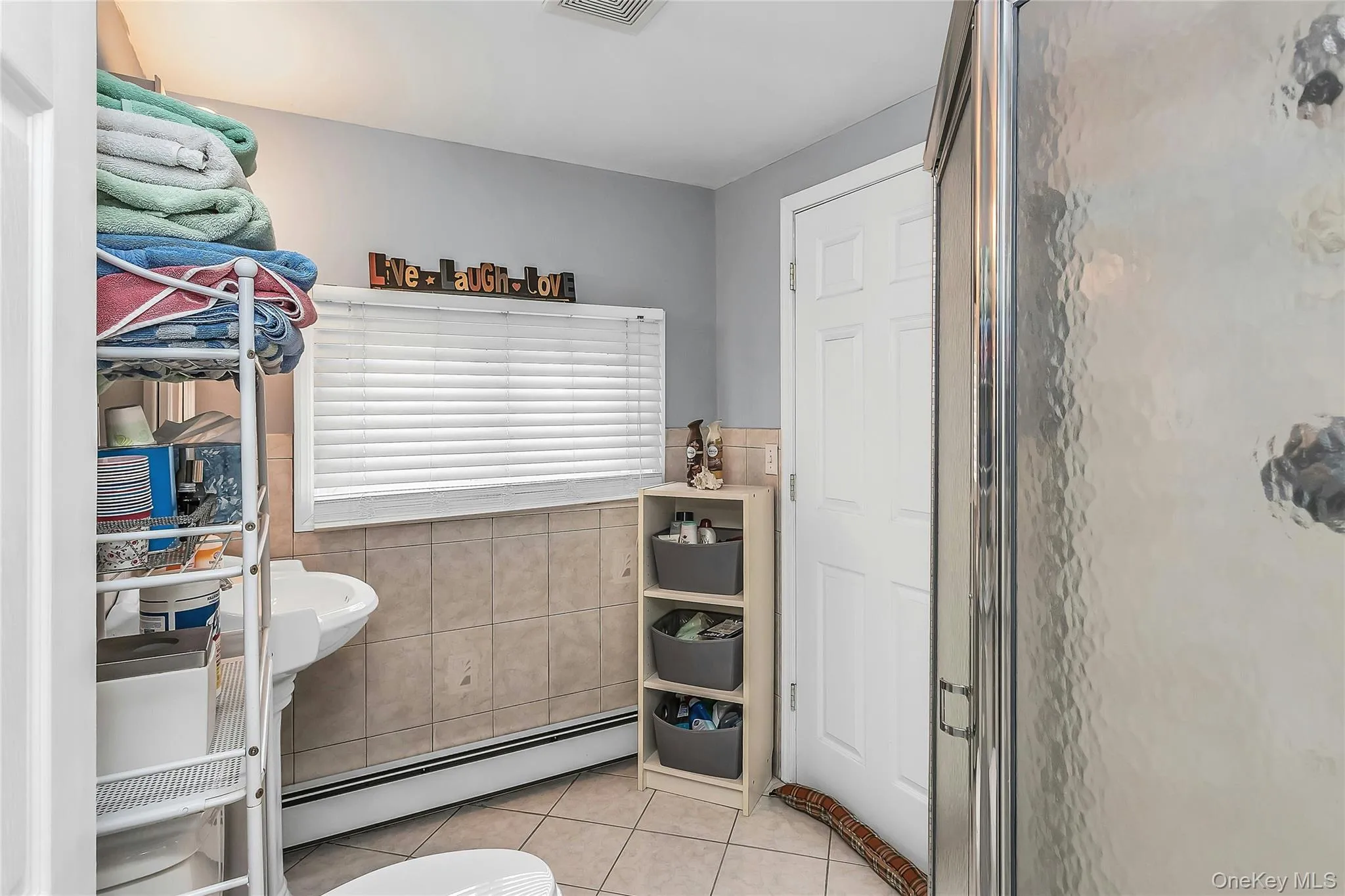 30 Cable Lane, Oyster Bay, NY, 4 Bedrooms Bedrooms, 7 Rooms Rooms,2 BathroomsBathrooms,Residential,For Rent,Cable,0,1052449 30 Cable Lane, Oyster Bay, NY, 4 Bedrooms Bedrooms, 7 Rooms Rooms,2 BathroomsBathrooms,Residential,For Rent,Cable,0,1052449