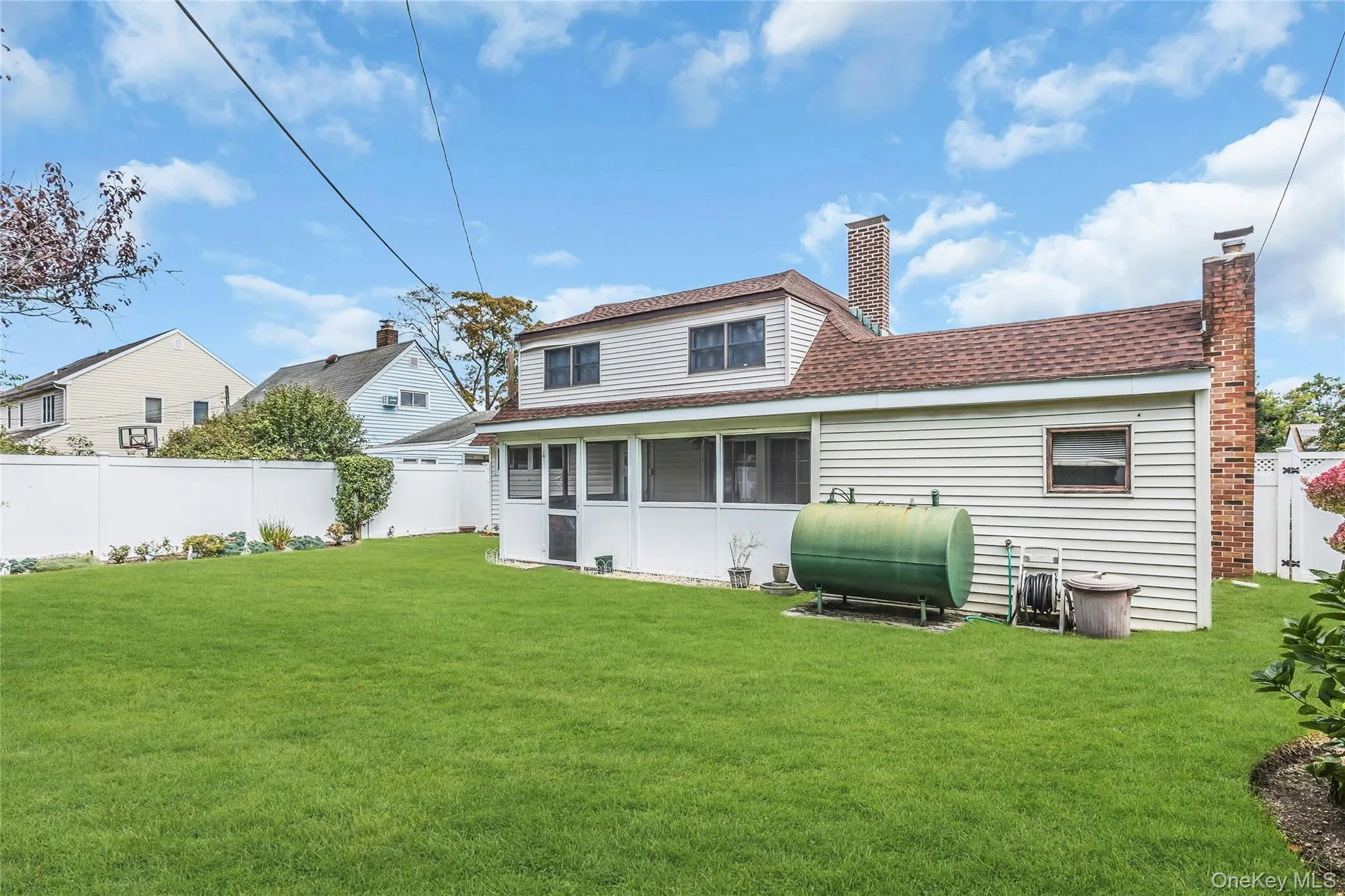 30 Cable Lane, Oyster Bay, NY, 4 Bedrooms Bedrooms, 7 Rooms Rooms,2 BathroomsBathrooms,Residential,For Rent,Cable,0,1052449 30 Cable Lane, Oyster Bay, NY, 4 Bedrooms Bedrooms, 7 Rooms Rooms,2 BathroomsBathrooms,Residential,For Rent,Cable,0,1052449