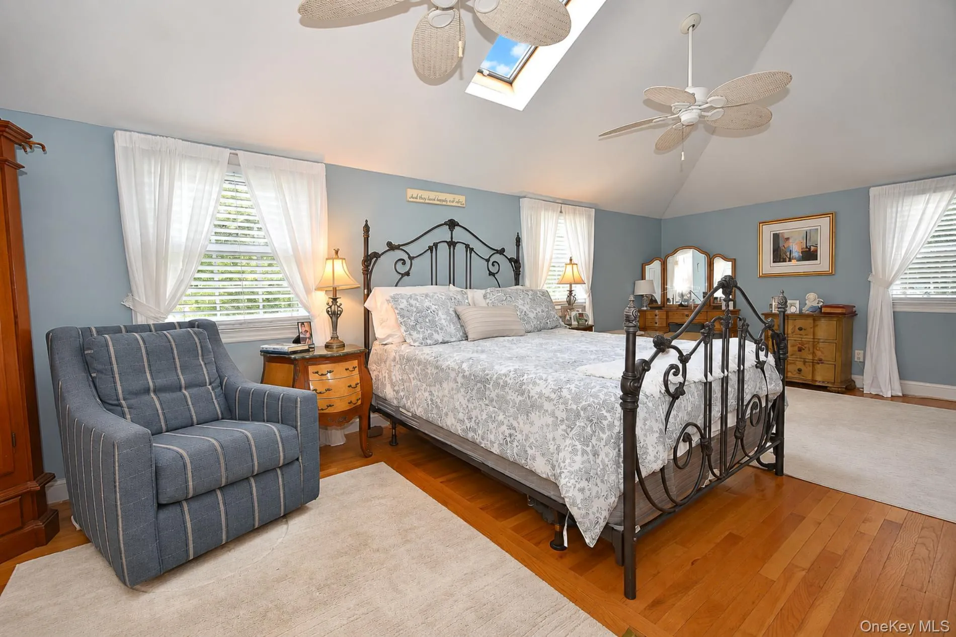 10 Alton Court, Hempstead, NY, 3 Bedrooms Bedrooms, 7 Rooms Rooms,1 BathroomBathrooms,Residential,For Rent,Alton,0,1052450 10 Alton Court, Hempstead, NY, 3 Bedrooms Bedrooms, 7 Rooms Rooms,1 BathroomBathrooms,Residential,For Rent,Alton,0,1052450
