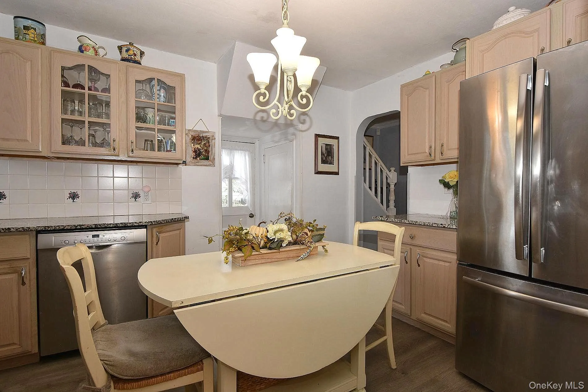 10 Alton Court, Hempstead, NY, 3 Bedrooms Bedrooms, 7 Rooms Rooms,1 BathroomBathrooms,Residential,For Rent,Alton,0,1052450 10 Alton Court, Hempstead, NY, 3 Bedrooms Bedrooms, 7 Rooms Rooms,1 BathroomBathrooms,Residential,For Rent,Alton,0,1052450