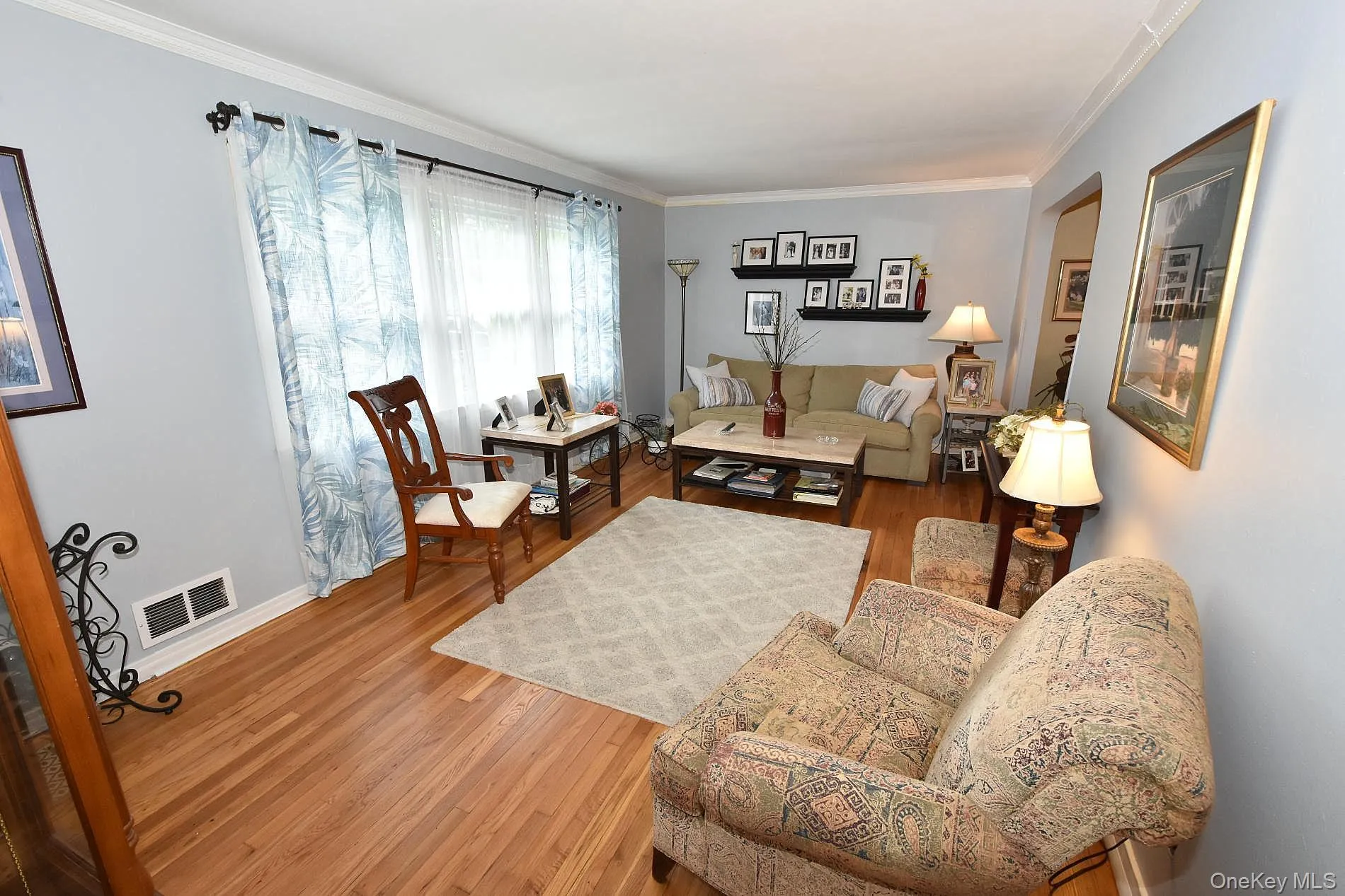 10 Alton Court, Hempstead, NY, 3 Bedrooms Bedrooms, 7 Rooms Rooms,1 BathroomBathrooms,Residential,For Rent,Alton,0,1052450 10 Alton Court, Hempstead, NY, 3 Bedrooms Bedrooms, 7 Rooms Rooms,1 BathroomBathrooms,Residential,For Rent,Alton,0,1052450