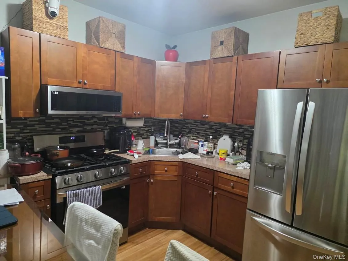 102-16 Park Ln S, New York, NY , With , 3 Bedroom , and , 7 Room , 1 Bathroom , For , Residential Lease , For Rent , 1052456 , MLSID,1052456 102-16 Park Ln S, New York, NY , With , 3 Bedroom , and , 7 Room , 1 Bathroom , For , Residential Lease , For Rent , 1052456 , MLSID,1052456