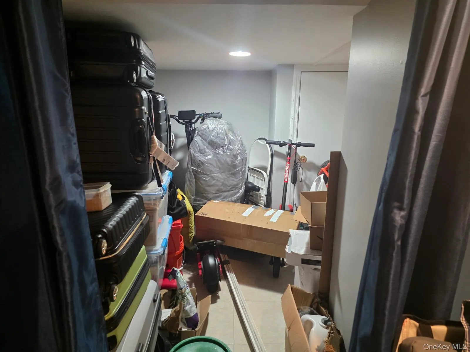 102-16 Park Ln S, New York, NY , With , 3 Bedroom , and , 7 Room , 1 Bathroom , For , Residential Lease , For Rent , 1052456 , MLSID,1052456 102-16 Park Ln S, New York, NY , With , 3 Bedroom , and , 7 Room , 1 Bathroom , For , Residential Lease , For Rent , 1052456 , MLSID,1052456