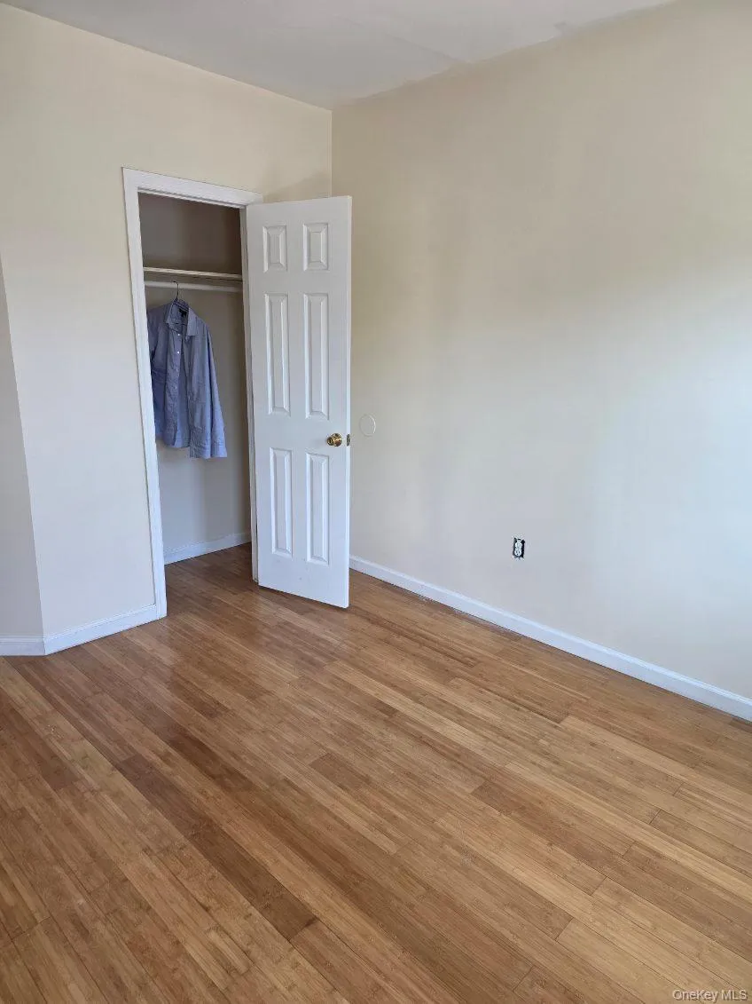 102-16 Park Ln S, New York, NY, 3 Bedroom Bedrooms, 4 Room Rooms,1 BathroomBathrooms,Residential Lease,For Rent,Park Ln S,0,1052456 102-16 Park Ln S, New York, NY, 3 Bedroom Bedrooms, 4 Room Rooms,1 BathroomBathrooms,Residential Lease,For Rent,Park Ln S,0,1052456