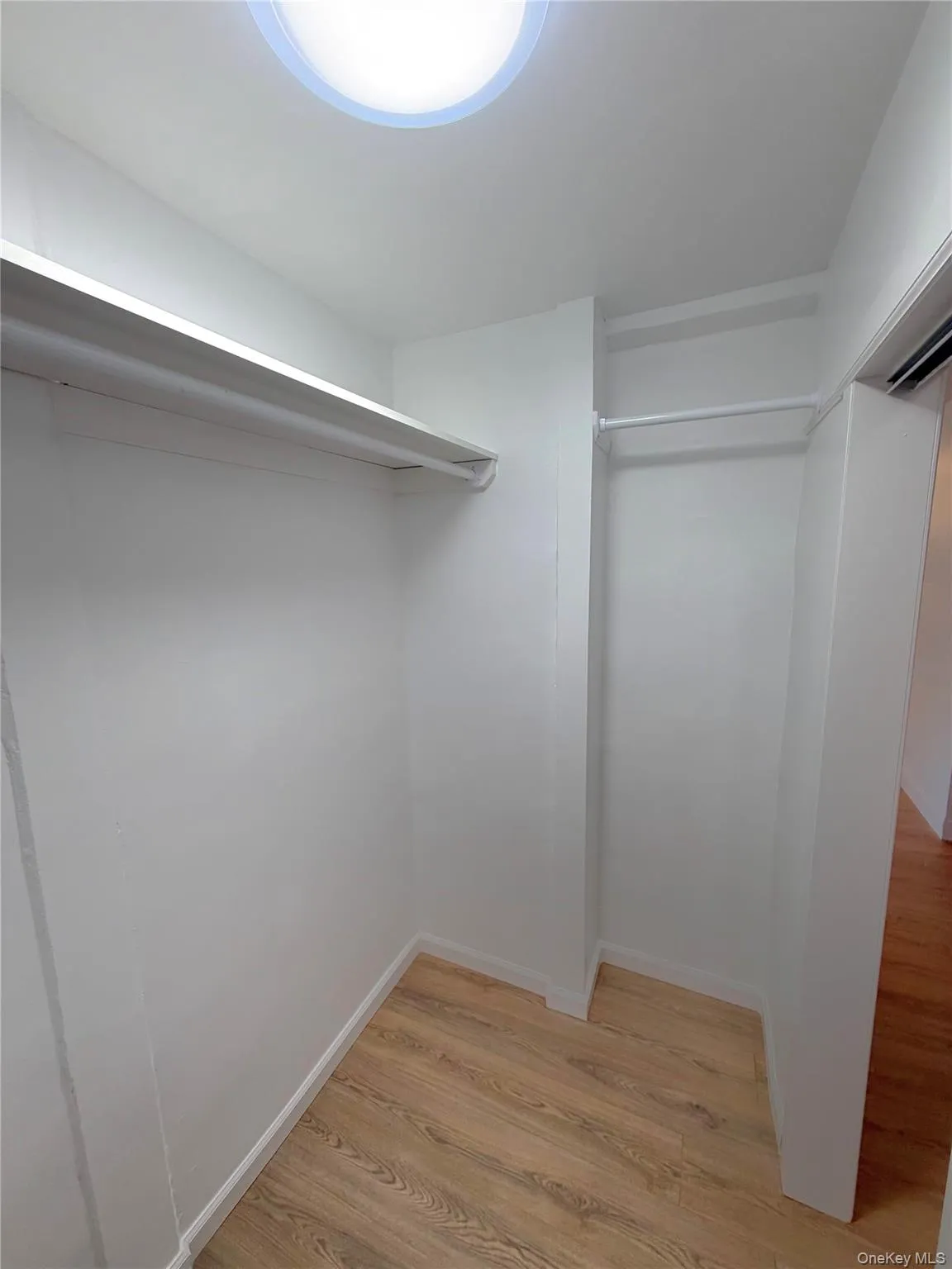 22-27 76th Street, New York, NY, 1 Bedroom Bedrooms, 4 Rooms Rooms,1 BathroomBathrooms,Residential,For Rent,76th,0,1052458 22-27 76th Street, New York, NY, 1 Bedroom Bedrooms, 4 Rooms Rooms,1 BathroomBathrooms,Residential,For Rent,76th,0,1052458