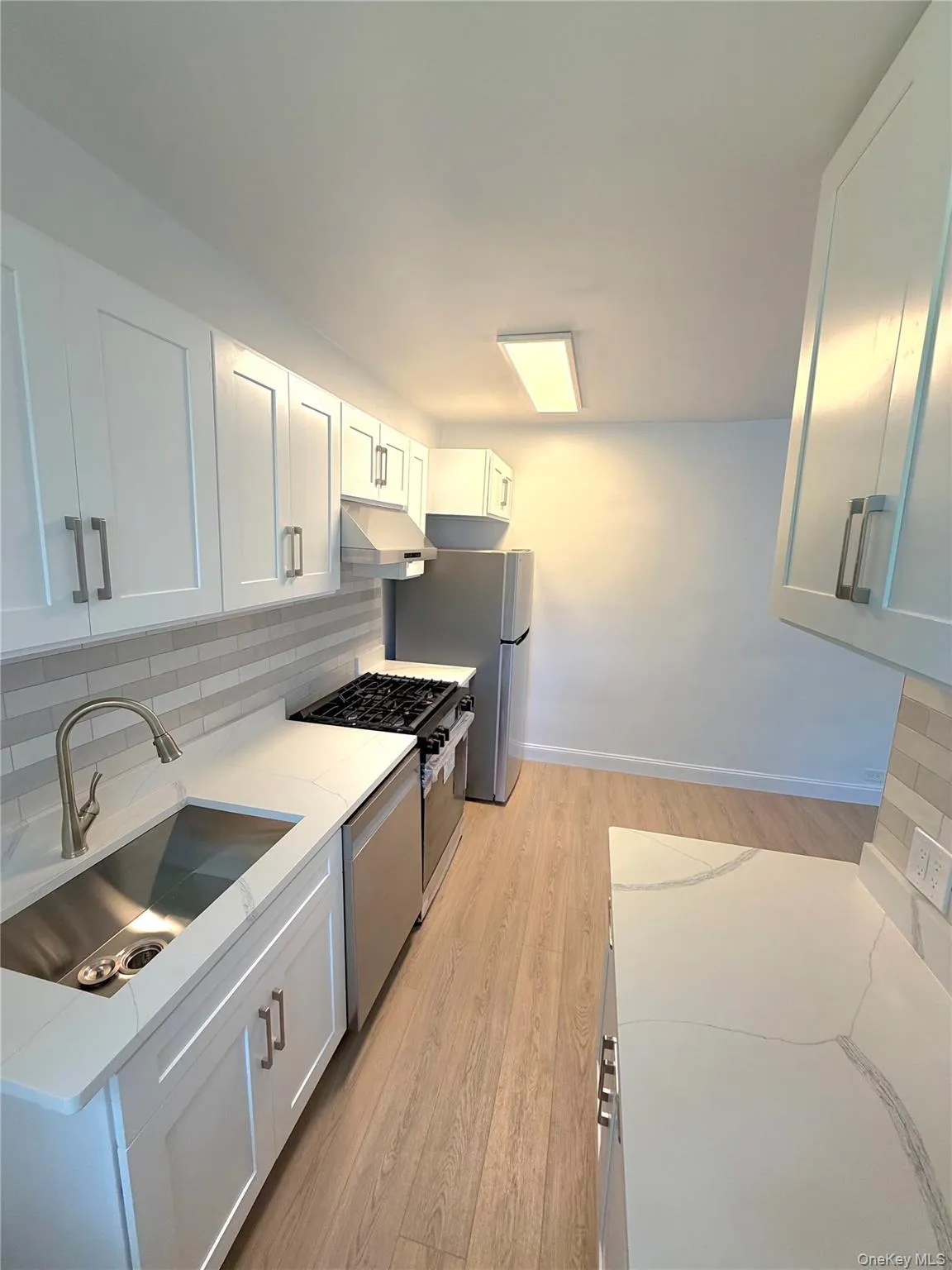 22-27 76th Street, New York, NY, 1 Bedroom Bedrooms, 4 Rooms Rooms,1 BathroomBathrooms,Residential,For Rent,76th,0,1052458 22-27 76th Street, New York, NY, 1 Bedroom Bedrooms, 4 Rooms Rooms,1 BathroomBathrooms,Residential,For Rent,76th,0,1052458