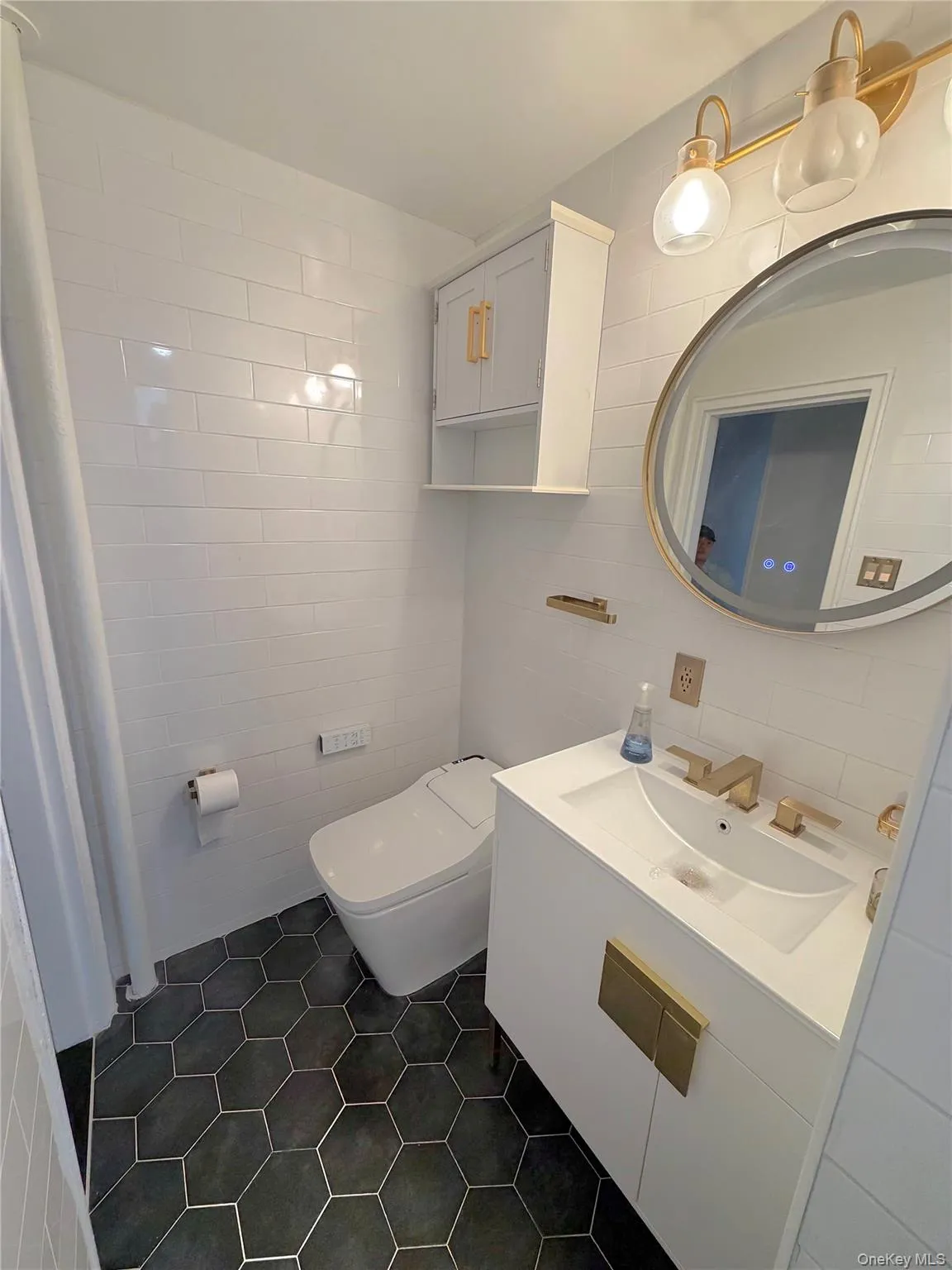 22-27 76th Street, New York, NY, 1 Bedroom Bedrooms, 4 Rooms Rooms,1 BathroomBathrooms,Residential,For Rent,76th,0,1052458 22-27 76th Street, New York, NY, 1 Bedroom Bedrooms, 4 Rooms Rooms,1 BathroomBathrooms,Residential,For Rent,76th,0,1052458
