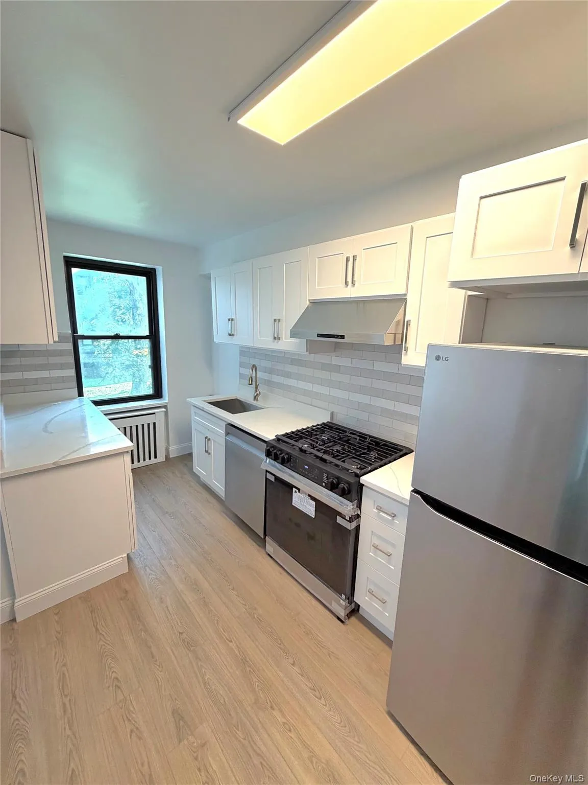 22-27 76th Street, New York, NY, 1 Bedroom Bedrooms, 4 Rooms Rooms,1 BathroomBathrooms,Residential,For Rent,76th,0,1052458 22-27 76th Street, New York, NY, 1 Bedroom Bedrooms, 4 Rooms Rooms,1 BathroomBathrooms,Residential,For Rent,76th,0,1052458