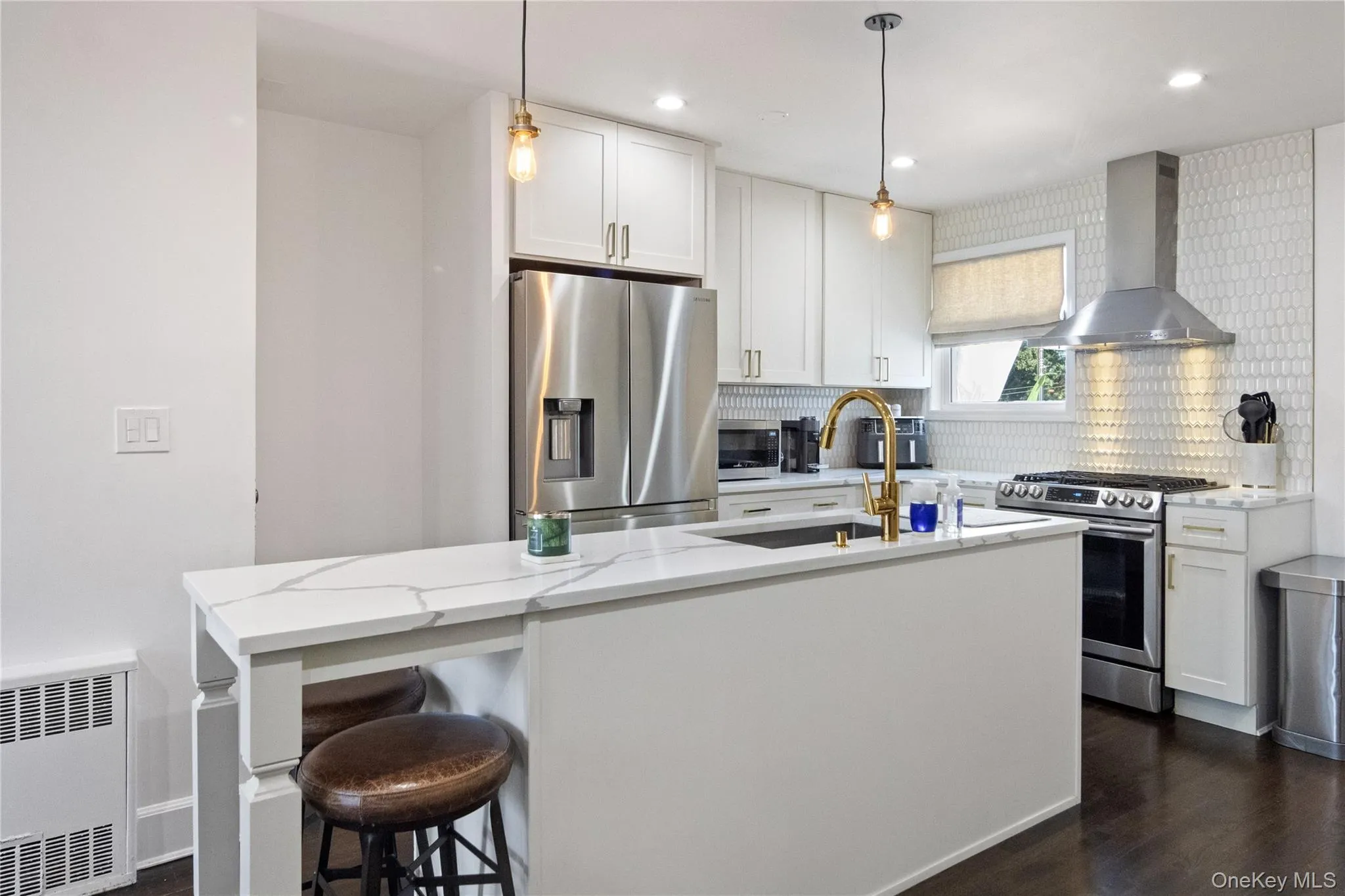 1902 Bronxdale Avenue, New York, NY, 2 Bedrooms Bedrooms, 6 Rooms Rooms,1 BathroomBathrooms,Residential,For Rent,Bronxdale,0,1052462 1902 Bronxdale Avenue, New York, NY, 2 Bedrooms Bedrooms, 6 Rooms Rooms,1 BathroomBathrooms,Residential,For Rent,Bronxdale,0,1052462