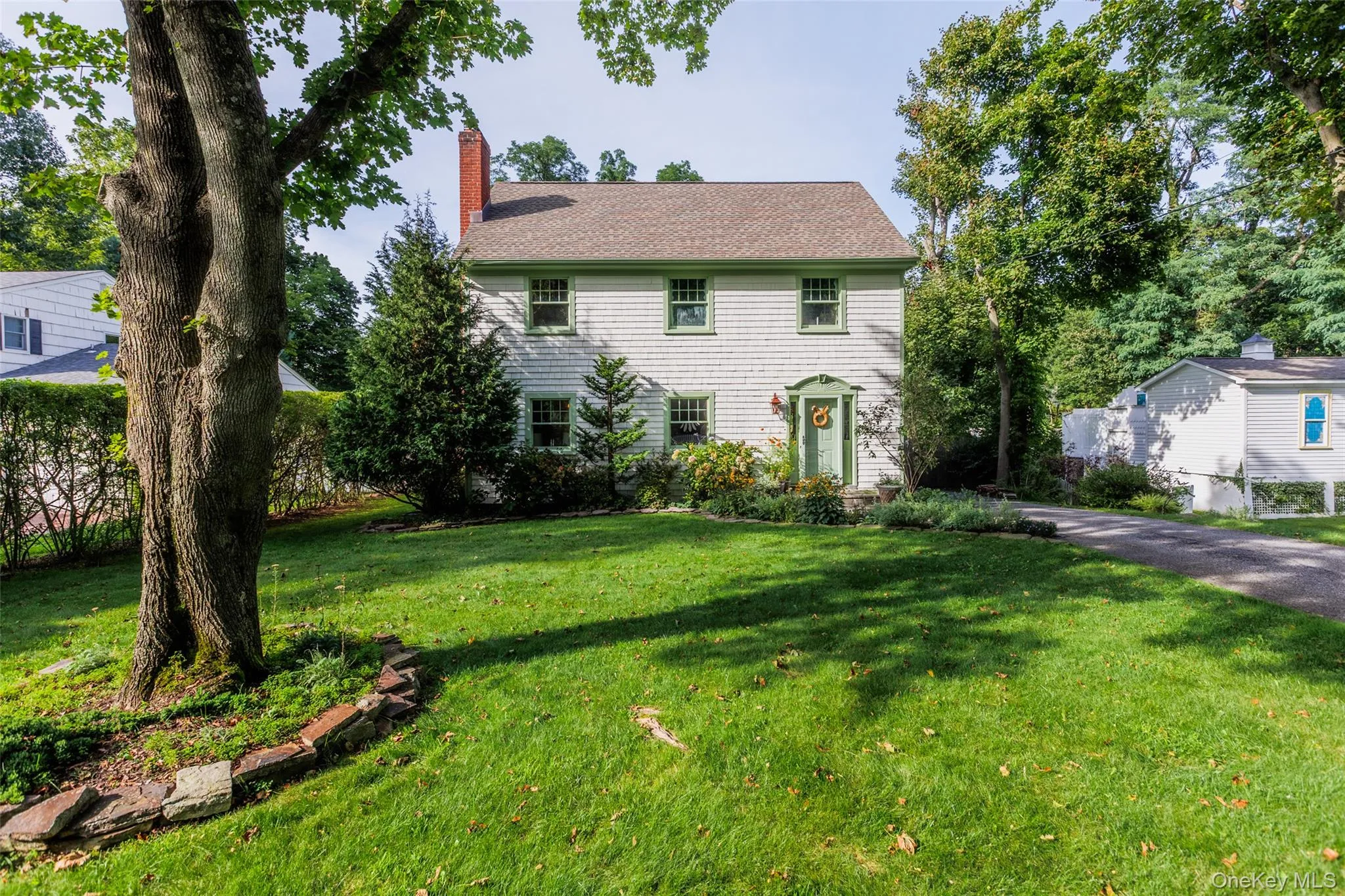 385 Main Street, Brookhaven, NY, 4 Bedrooms Bedrooms, 8 Rooms Rooms,2 BathroomsBathrooms,Residential,For Rent,Main,0,1052464 385 Main Street, Brookhaven, NY, 4 Bedrooms Bedrooms, 8 Rooms Rooms,2 BathroomsBathrooms,Residential,For Rent,Main,0,1052464