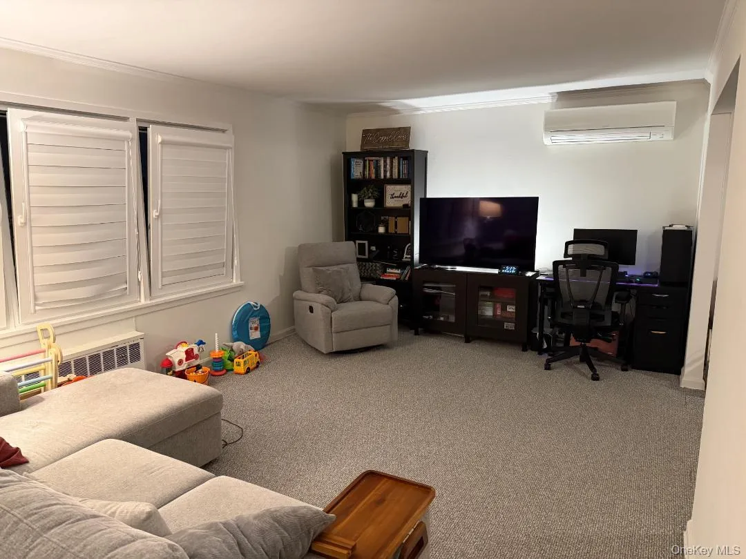 16419 96th Street, New York, NY, 2 Bedrooms Bedrooms, 5 Rooms Rooms,1 BathroomBathrooms,Residential Lease,For Rent,96th,0,1052465 16419 96th Street, New York, NY, 2 Bedrooms Bedrooms, 5 Rooms Rooms,1 BathroomBathrooms,Residential Lease,For Rent,96th,0,1052465