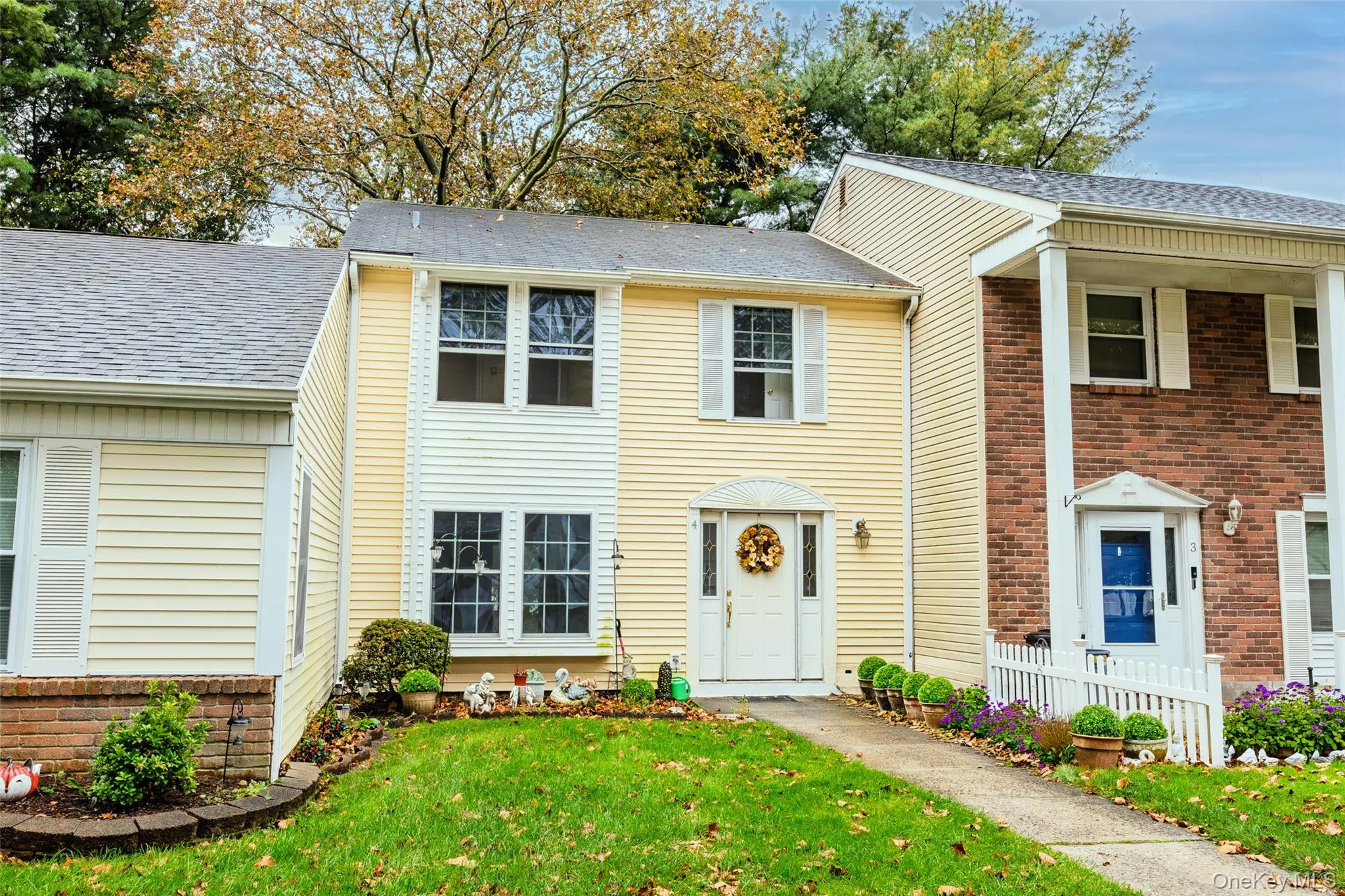 4 Lexington Court, Brookhaven, NY, 3 Bedrooms Bedrooms, 6 Rooms Rooms,1 BathroomBathrooms,Residential,For Rent,Lexington,0,1052476 4 Lexington Court, Brookhaven, NY, 3 Bedrooms Bedrooms, 6 Rooms Rooms,1 BathroomBathrooms,Residential,For Rent,Lexington,0,1052476