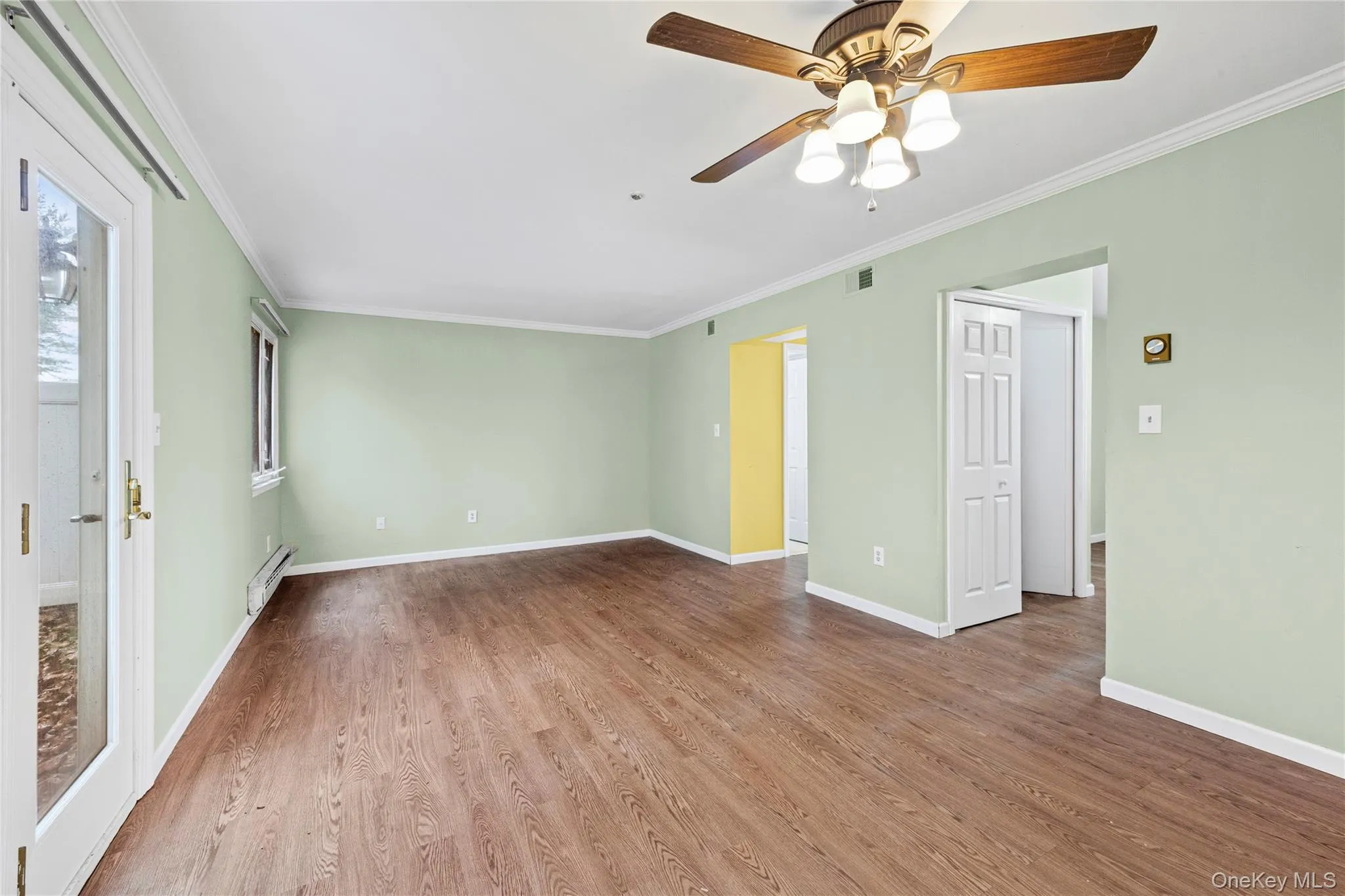 4 Lexington Court, Brookhaven, NY, 3 Bedrooms Bedrooms, 6 Rooms Rooms,1 BathroomBathrooms,Residential,For Rent,Lexington,0,1052476 4 Lexington Court, Brookhaven, NY, 3 Bedrooms Bedrooms, 6 Rooms Rooms,1 BathroomBathrooms,Residential,For Rent,Lexington,0,1052476