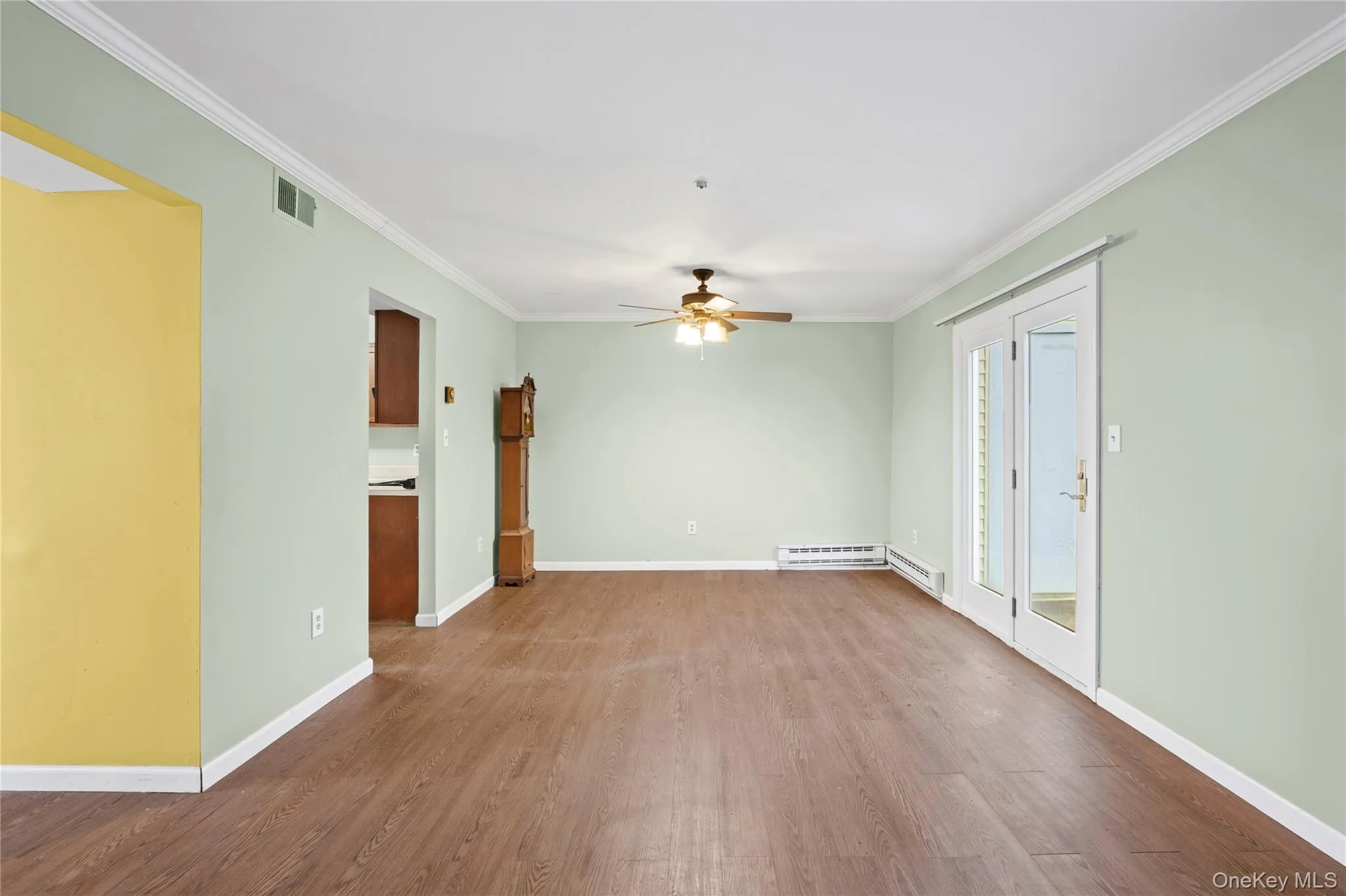 4 Lexington Court, Brookhaven, NY, 3 Bedrooms Bedrooms, 6 Rooms Rooms,1 BathroomBathrooms,Residential,For Rent,Lexington,0,1052476 4 Lexington Court, Brookhaven, NY, 3 Bedrooms Bedrooms, 6 Rooms Rooms,1 BathroomBathrooms,Residential,For Rent,Lexington,0,1052476