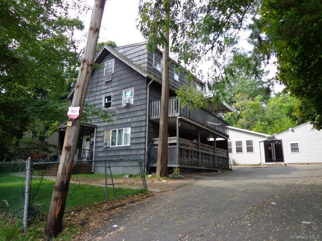 71 Main Street, Ramapo, NY, 4 Bedrooms Bedrooms, 10 Rooms Rooms,2 BathroomsBathrooms,Residential,For Rent,Main,0,1052478 71 Main Street, Ramapo, NY, 4 Bedrooms Bedrooms, 10 Rooms Rooms,2 BathroomsBathrooms,Residential,For Rent,Main,0,1052478