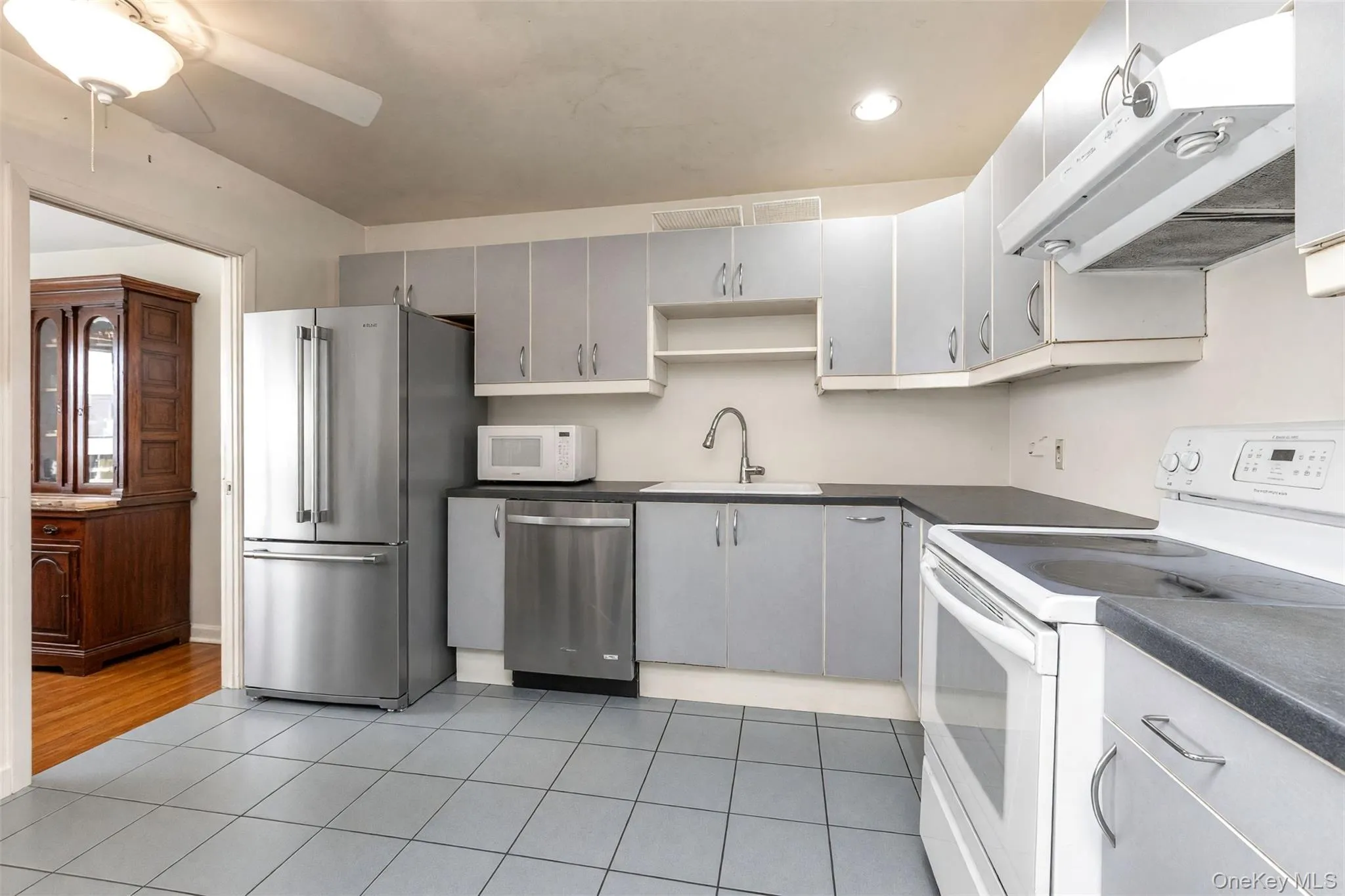 750 Lido Boulevard, Hempstead, NY, 2 Bedrooms Bedrooms, 5 Rooms Rooms,2 BathroomsBathrooms,Residential,For Rent,Lido,0,1052479 750 Lido Boulevard, Hempstead, NY, 2 Bedrooms Bedrooms, 5 Rooms Rooms,2 BathroomsBathrooms,Residential,For Rent,Lido,0,1052479