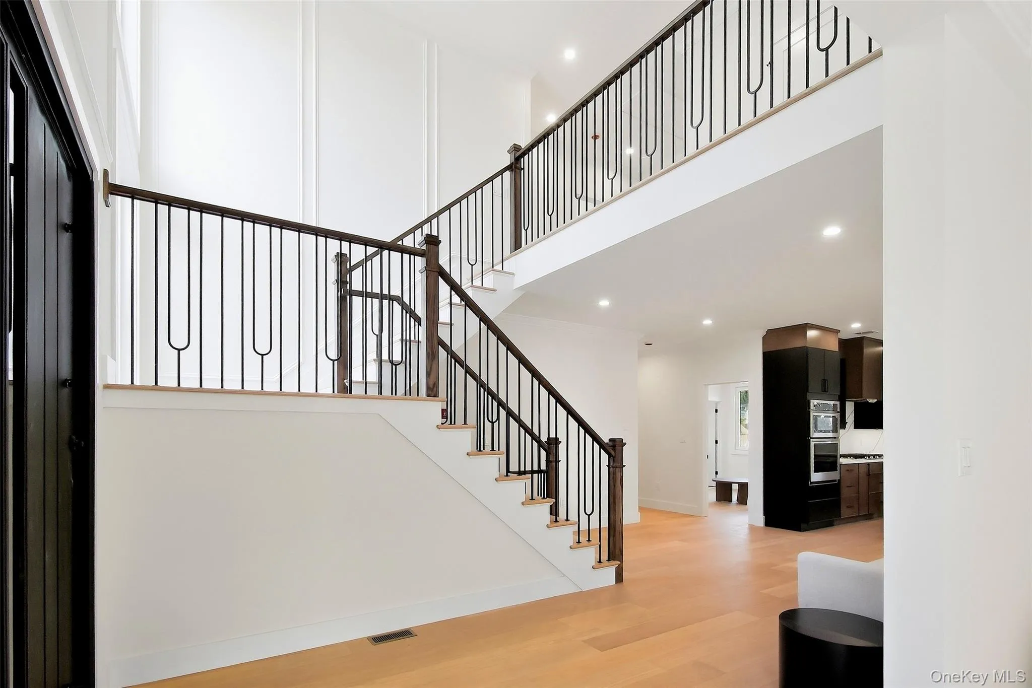 38 Birch Lane, Hempstead, NY, 5 Bedrooms Bedrooms, 13 Rooms Rooms,3 BathroomsBathrooms,Residential,For Rent,Birch,0,1052481 38 Birch Lane, Hempstead, NY, 5 Bedrooms Bedrooms, 13 Rooms Rooms,3 BathroomsBathrooms,Residential,For Rent,Birch,0,1052481