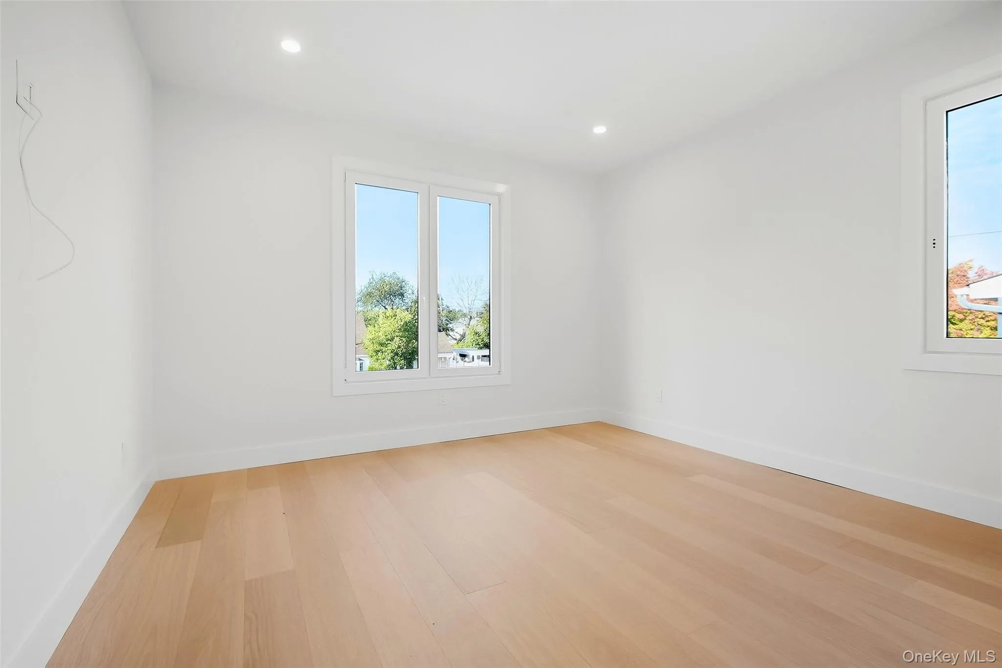 38 Birch Lane, Hempstead, NY, 5 Bedrooms Bedrooms, 13 Rooms Rooms,3 BathroomsBathrooms,Residential,For Rent,Birch,0,1052481 38 Birch Lane, Hempstead, NY, 5 Bedrooms Bedrooms, 13 Rooms Rooms,3 BathroomsBathrooms,Residential,For Rent,Birch,0,1052481