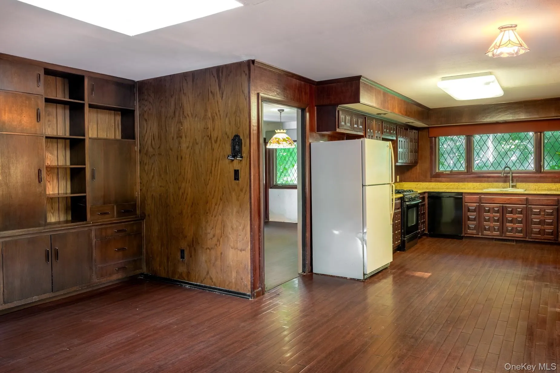 4 Linden Court, Haverstraw, NY, 4 Bedrooms Bedrooms, 11 Rooms Rooms,2 BathroomsBathrooms,Residential,For Rent,Linden,0,1052486 4 Linden Court, Haverstraw, NY, 4 Bedrooms Bedrooms, 11 Rooms Rooms,2 BathroomsBathrooms,Residential,For Rent,Linden,0,1052486