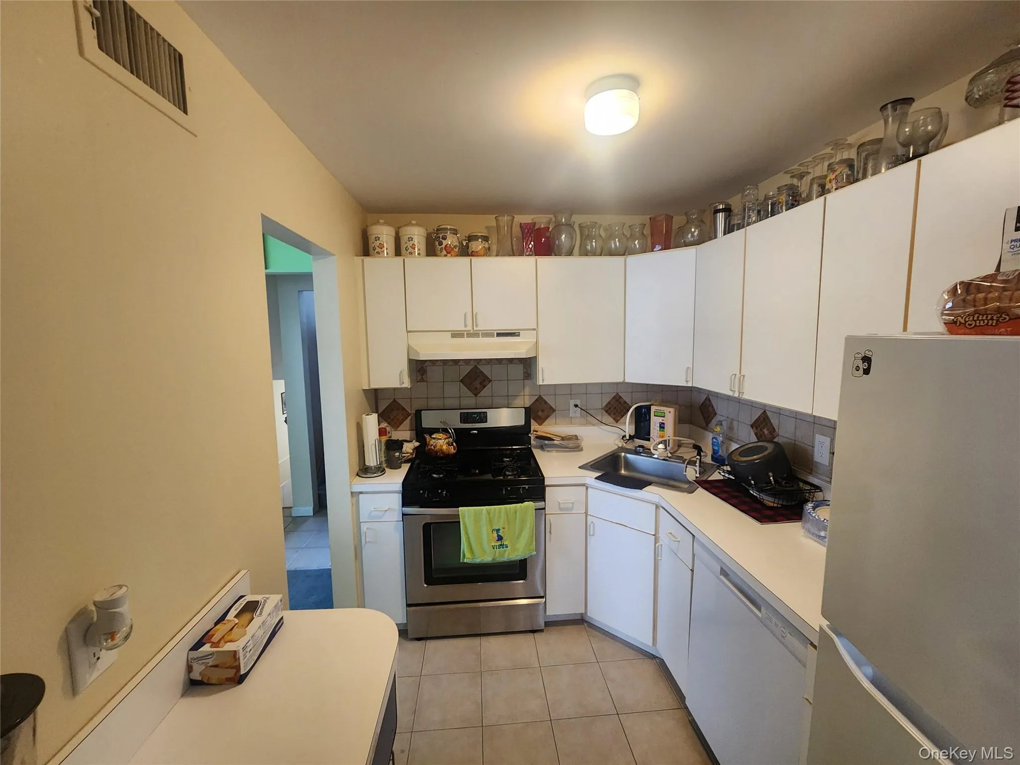4 Sprucewood Boulevard, Islip, NY, 3 Bedrooms Bedrooms, 16 Rooms Rooms,4 BathroomsBathrooms,Residential,For Rent,Sprucewood,0,1052487 4 Sprucewood Boulevard, Islip, NY, 3 Bedrooms Bedrooms, 16 Rooms Rooms,4 BathroomsBathrooms,Residential,For Rent,Sprucewood,0,1052487