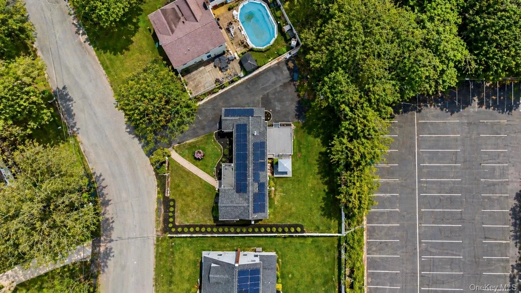 162 Parkwood Drive, Brookhaven, NY, 3 Bedrooms Bedrooms, 8 Rooms Rooms,2 BathroomsBathrooms,Residential,For Rent,Parkwood,0,1052489 162 Parkwood Drive, Brookhaven, NY, 3 Bedrooms Bedrooms, 8 Rooms Rooms,2 BathroomsBathrooms,Residential,For Rent,Parkwood,0,1052489