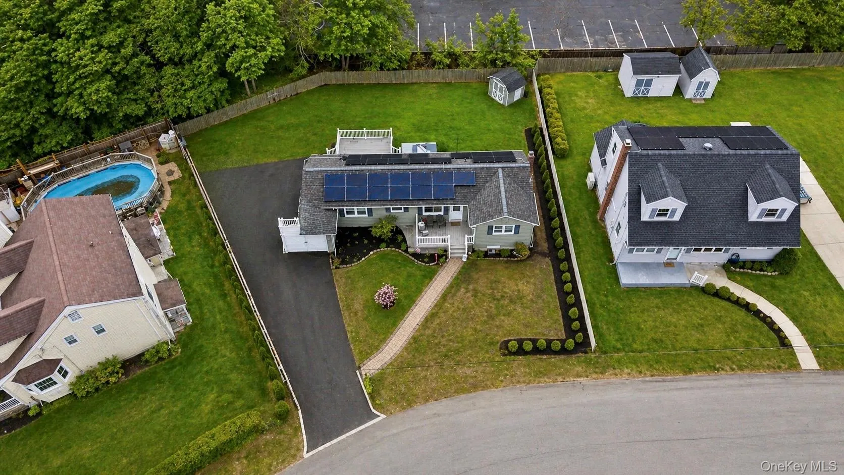 162 Parkwood Drive, Brookhaven, NY, 3 Bedrooms Bedrooms, 8 Rooms Rooms,2 BathroomsBathrooms,Residential,For Rent,Parkwood,0,1052489 162 Parkwood Drive, Brookhaven, NY, 3 Bedrooms Bedrooms, 8 Rooms Rooms,2 BathroomsBathrooms,Residential,For Rent,Parkwood,0,1052489