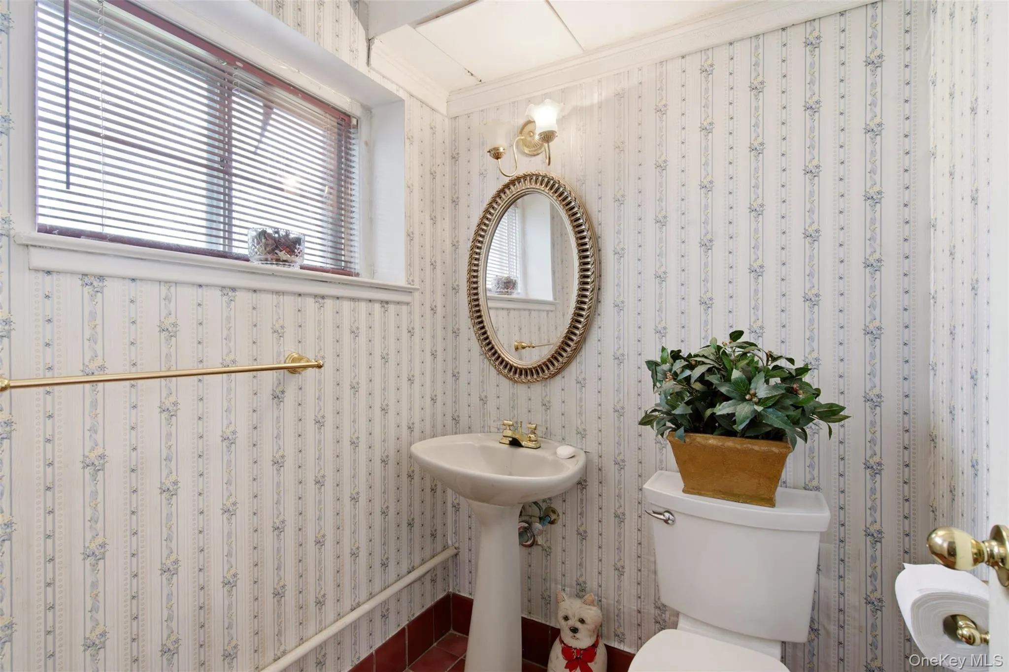 20 Old Town Lane, Huntington, NY, 3 Bedrooms Bedrooms, 8 Rooms Rooms,2 BathroomsBathrooms,Residential,For Rent,Old Town,0,1052490 20 Old Town Lane, Huntington, NY, 3 Bedrooms Bedrooms, 8 Rooms Rooms,2 BathroomsBathrooms,Residential,For Rent,Old Town,0,1052490