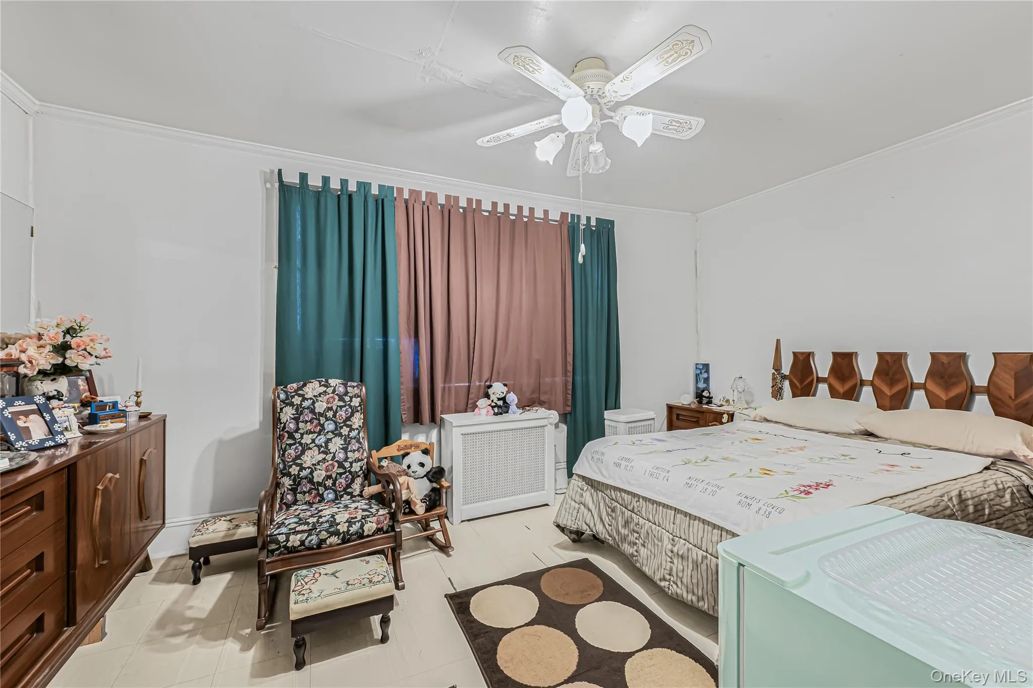 9307 76th Street, New York, NY, 3 Bedrooms Bedrooms, 6 Rooms Rooms,1 BathroomBathrooms,Residential,For Rent,76th,0,1052492 9307 76th Street, New York, NY, 3 Bedrooms Bedrooms, 6 Rooms Rooms,1 BathroomBathrooms,Residential,For Rent,76th,0,1052492
