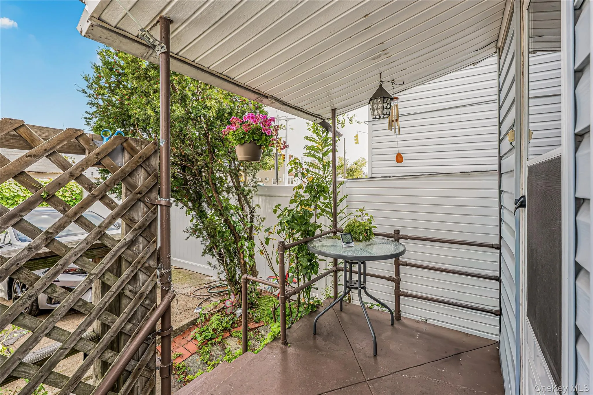 9307 76th Street, New York, NY, 3 Bedrooms Bedrooms, 6 Rooms Rooms,1 BathroomBathrooms,Residential,For Rent,76th,0,1052492 9307 76th Street, New York, NY, 3 Bedrooms Bedrooms, 6 Rooms Rooms,1 BathroomBathrooms,Residential,For Rent,76th,0,1052492