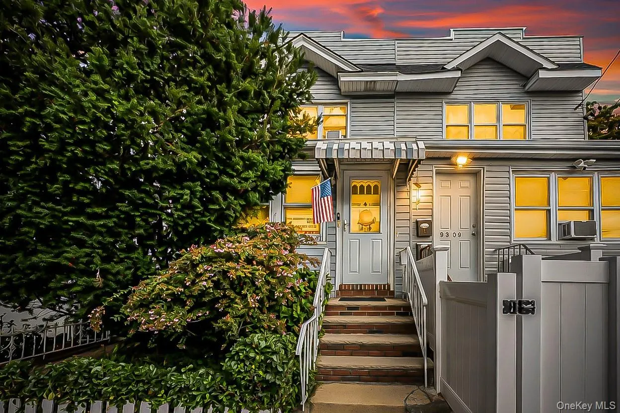 9307 76th Street, New York, NY, 3 Bedrooms Bedrooms, 6 Rooms Rooms,1 BathroomBathrooms,Residential,For Rent,76th,0,1052492 9307 76th Street, New York, NY, 3 Bedrooms Bedrooms, 6 Rooms Rooms,1 BathroomBathrooms,Residential,For Rent,76th,0,1052492