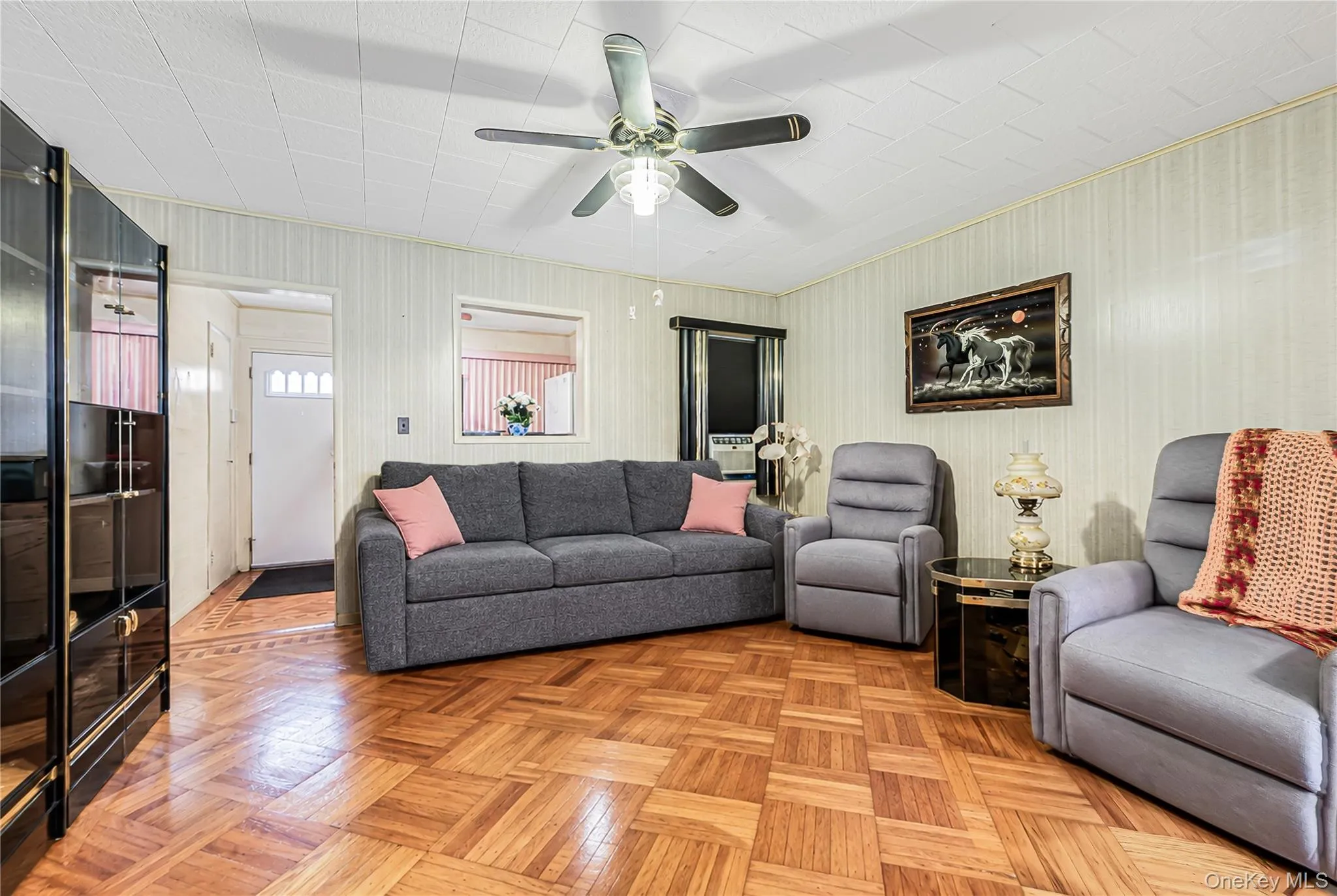9307 76th Street, New York, NY, 3 Bedrooms Bedrooms, 6 Rooms Rooms,1 BathroomBathrooms,Residential,For Rent,76th,0,1052492 9307 76th Street, New York, NY, 3 Bedrooms Bedrooms, 6 Rooms Rooms,1 BathroomBathrooms,Residential,For Rent,76th,0,1052492