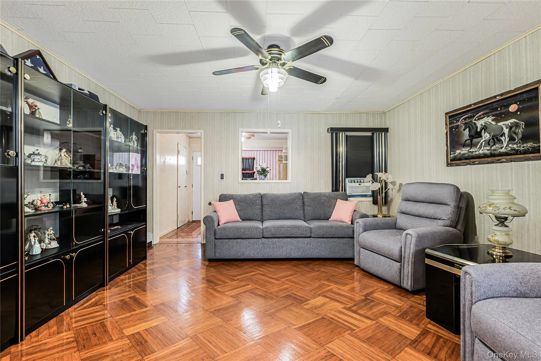 9307 76th Street, New York, NY, 3 Bedrooms Bedrooms, 6 Rooms Rooms,1 BathroomBathrooms,Residential,For Rent,76th,0,1052492 9307 76th Street, New York, NY, 3 Bedrooms Bedrooms, 6 Rooms Rooms,1 BathroomBathrooms,Residential,For Rent,76th,0,1052492