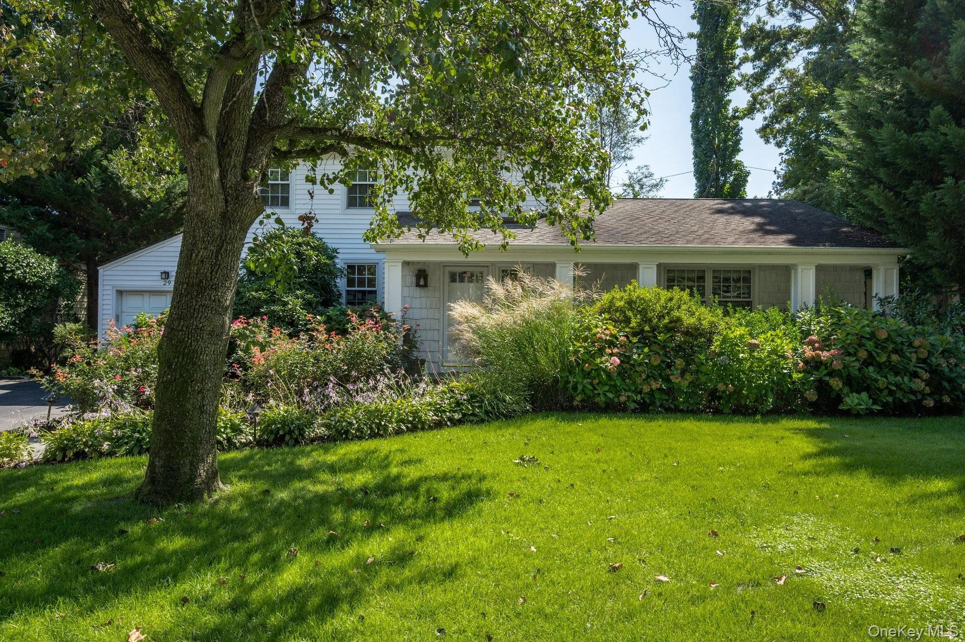 29 Argyle, North Hempstead, NY, 3 Bedrooms Bedrooms, 7 Rooms Rooms,1 BathroomBathrooms,Residential,For Rent,Argyle,0,1052493 29 Argyle, North Hempstead, NY, 3 Bedrooms Bedrooms, 7 Rooms Rooms,1 BathroomBathrooms,Residential,For Rent,Argyle,0,1052493