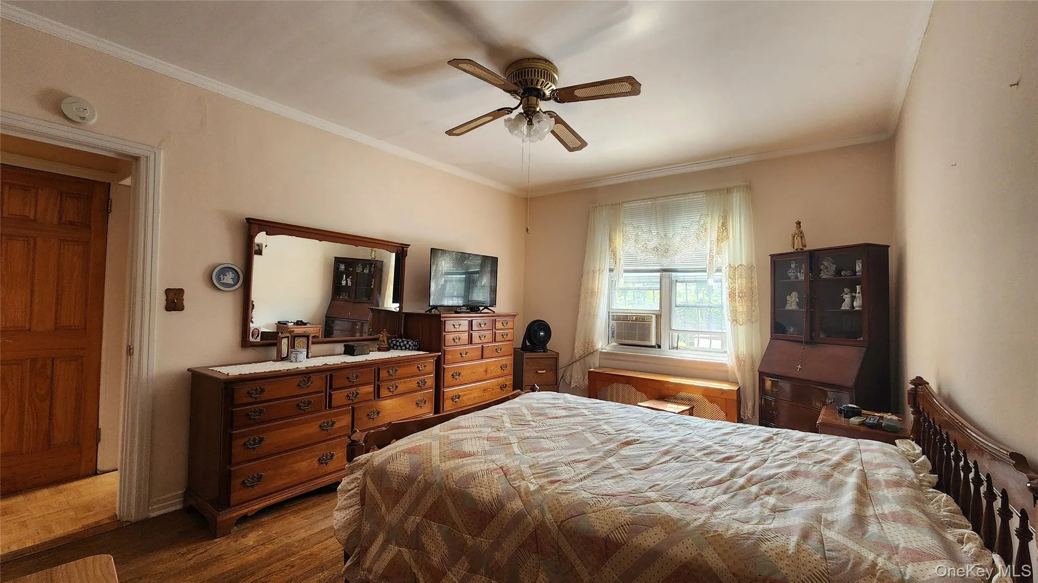 79-04 Kneeland Avenue, New York, NY, 2 Bedrooms Bedrooms, 7 Rooms Rooms,2 BathroomsBathrooms,Residential,For Rent,Kneeland,0,1052498 79-04 Kneeland Avenue, New York, NY, 2 Bedrooms Bedrooms, 7 Rooms Rooms,2 BathroomsBathrooms,Residential,For Rent,Kneeland,0,1052498