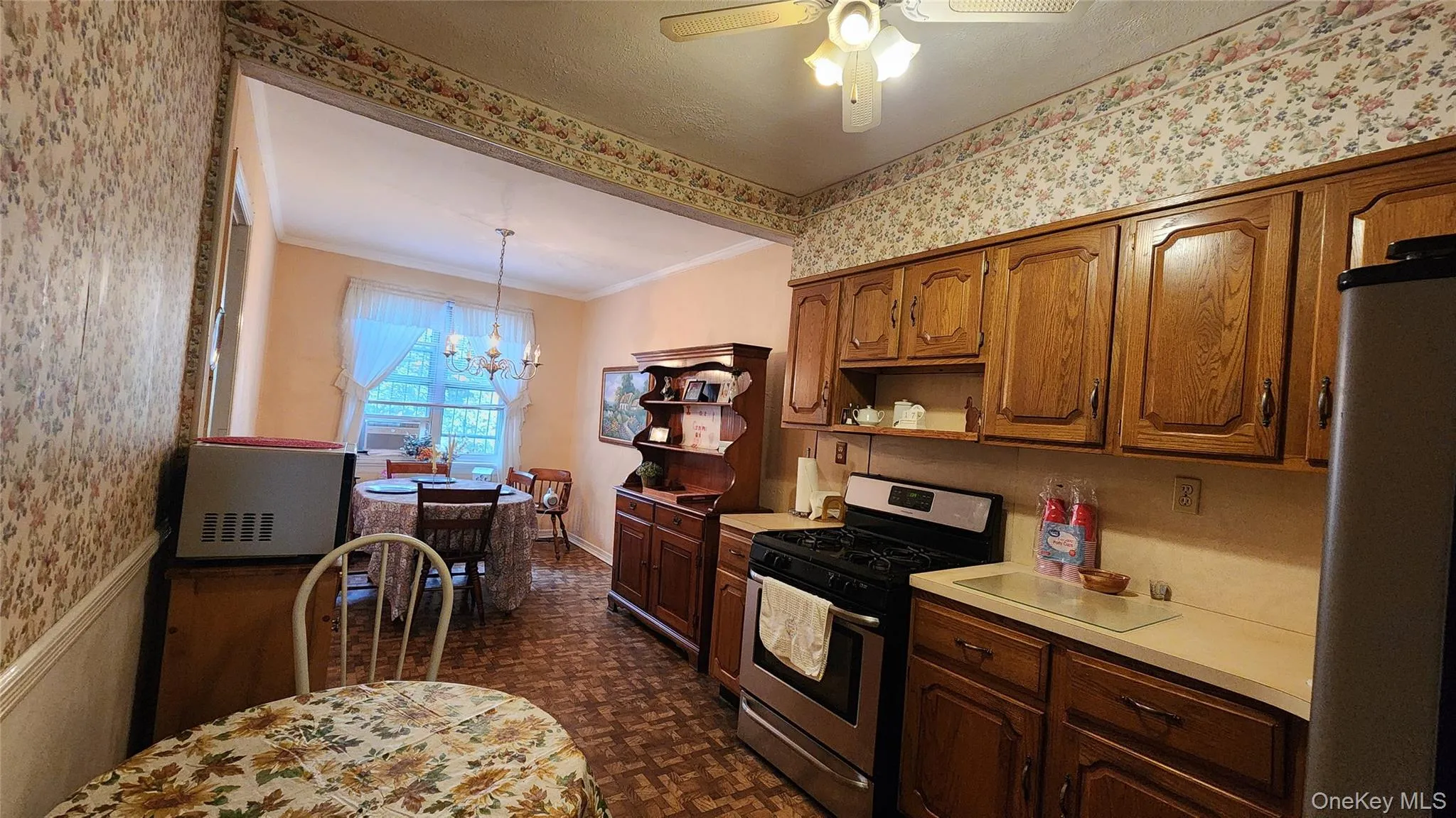 79-04 Kneeland Avenue, New York, NY, 2 Bedrooms Bedrooms, 7 Rooms Rooms,2 BathroomsBathrooms,Residential,For Rent,Kneeland,0,1052498 79-04 Kneeland Avenue, New York, NY, 2 Bedrooms Bedrooms, 7 Rooms Rooms,2 BathroomsBathrooms,Residential,For Rent,Kneeland,0,1052498