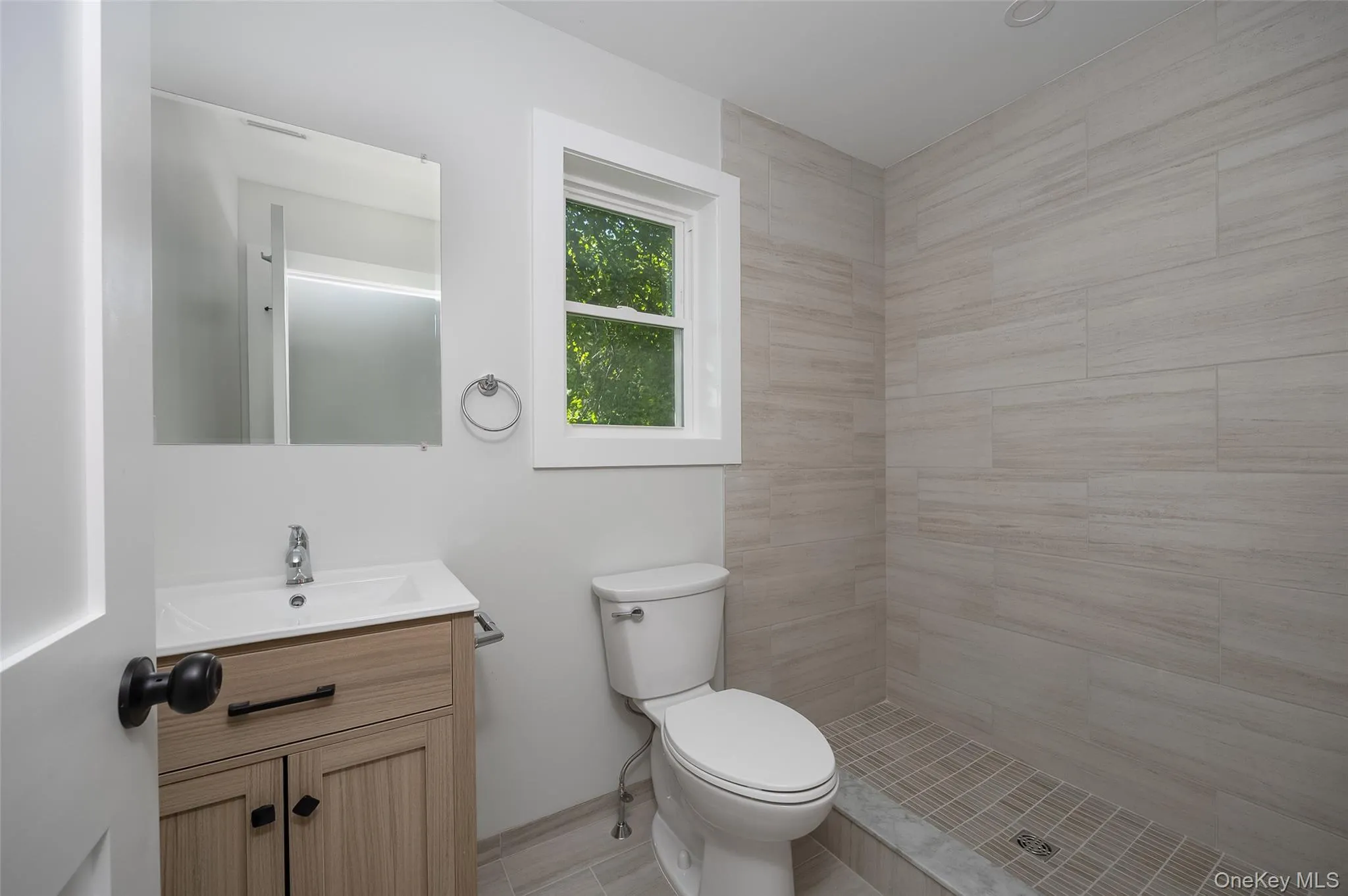 7 Douglas Street, Poughkeepsie, NY, 2 Bedrooms Bedrooms, 6 Rooms Rooms,2 BathroomsBathrooms,Residential Lease,For Rent,Douglas,0,1052503 7 Douglas Street, Poughkeepsie, NY, 2 Bedrooms Bedrooms, 6 Rooms Rooms,2 BathroomsBathrooms,Residential Lease,For Rent,Douglas,0,1052503
