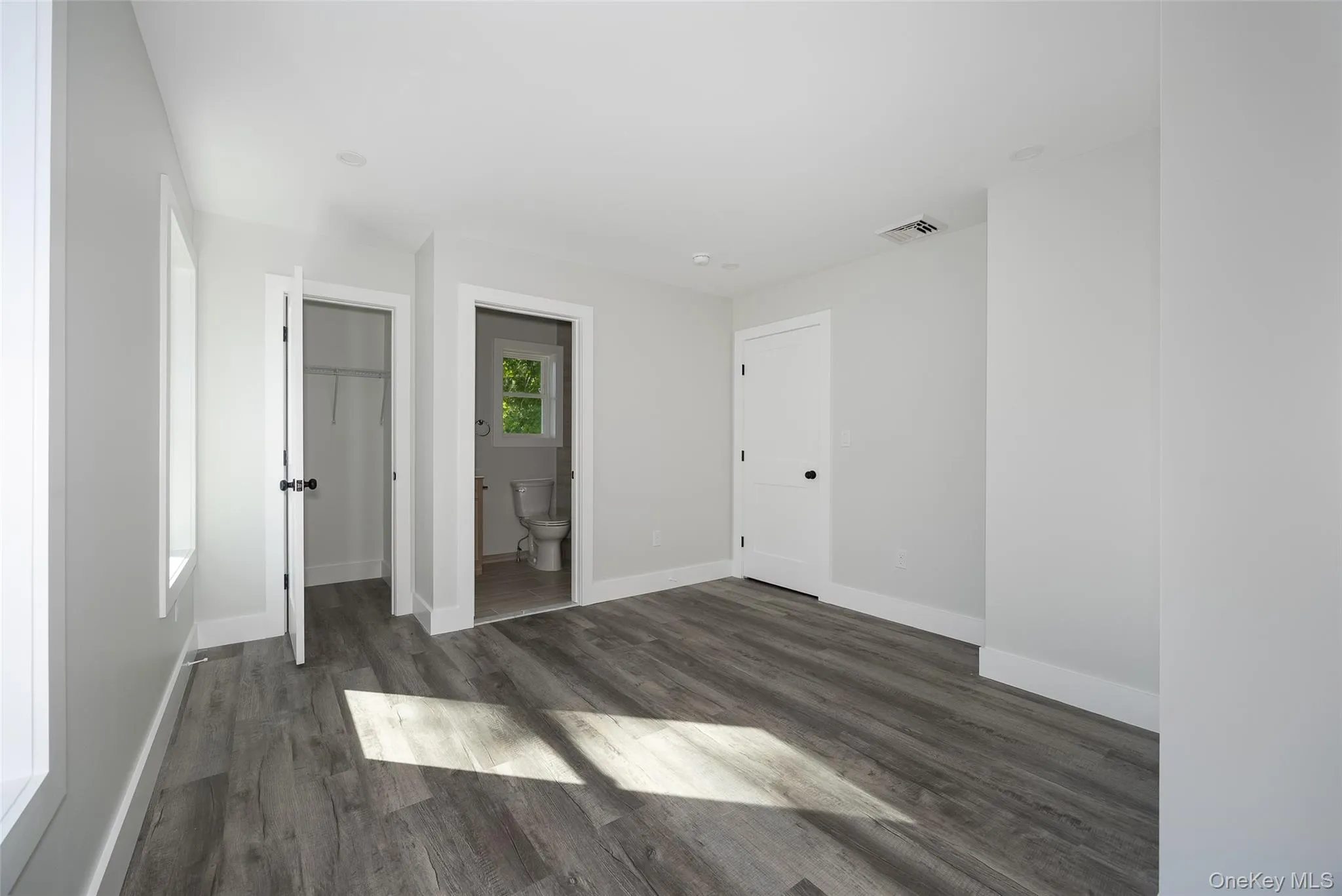 7 Douglas Street, Poughkeepsie, NY, 2 Bedrooms Bedrooms, 6 Rooms Rooms,2 BathroomsBathrooms,Residential Lease,For Rent,Douglas,0,1052503 7 Douglas Street, Poughkeepsie, NY, 2 Bedrooms Bedrooms, 6 Rooms Rooms,2 BathroomsBathrooms,Residential Lease,For Rent,Douglas,0,1052503