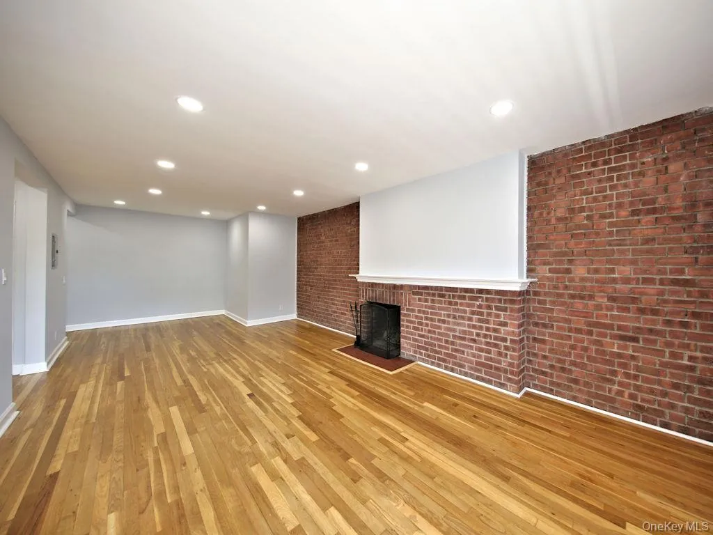100 Theodore Fremd Avenue, Rye City, NY, 1 Bedroom Bedrooms, 3 Room Rooms,1 BathroomBathrooms,Residential Lease,For Rent,Theodore Fremd,0,1052505 100 Theodore Fremd Avenue, Rye City, NY, 1 Bedroom Bedrooms, 3 Room Rooms,1 BathroomBathrooms,Residential Lease,For Rent,Theodore Fremd,0,1052505