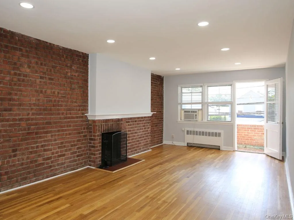 100 Theodore Fremd Avenue, Rye City, NY, 1 Bedroom Bedrooms, 3 Room Rooms,1 BathroomBathrooms,Residential Lease,For Rent,Theodore Fremd,0,1052505 100 Theodore Fremd Avenue, Rye City, NY, 1 Bedroom Bedrooms, 3 Room Rooms,1 BathroomBathrooms,Residential Lease,For Rent,Theodore Fremd,0,1052505