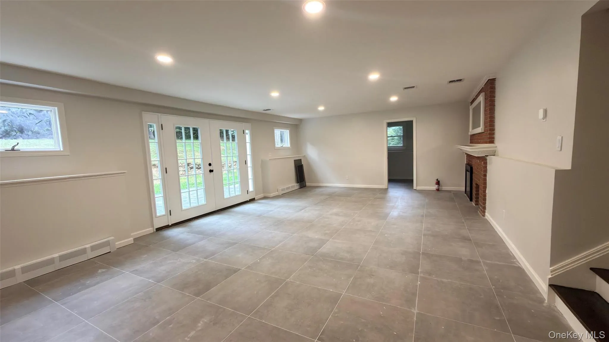 19 Bunkerhill Drive, Huntington, NY, 4 Bedrooms Bedrooms, 10 Rooms Rooms,2 BathroomsBathrooms,Residential Lease,For Rent,Bunkerhill,0,1052508 19 Bunkerhill Drive, Huntington, NY, 4 Bedrooms Bedrooms, 10 Rooms Rooms,2 BathroomsBathrooms,Residential Lease,For Rent,Bunkerhill,0,1052508