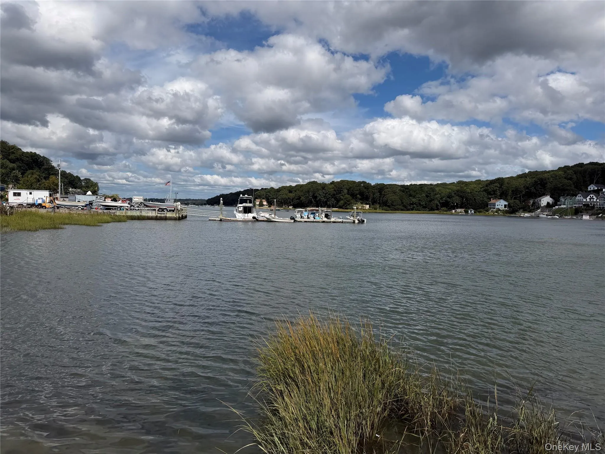 Mill Pond with Boat Moorings (requires fee) Mill Pond with Boat Moorings (requires fee)