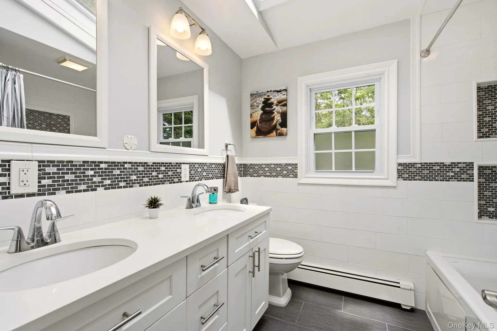 88 Little Neck Road, Huntington, NY, 4 Bedrooms Bedrooms, 8 Rooms Rooms,4 BathroomsBathrooms,Residential,For Rent,Little Neck,0,1052511 88 Little Neck Road, Huntington, NY, 4 Bedrooms Bedrooms, 8 Rooms Rooms,4 BathroomsBathrooms,Residential,For Rent,Little Neck,0,1052511
