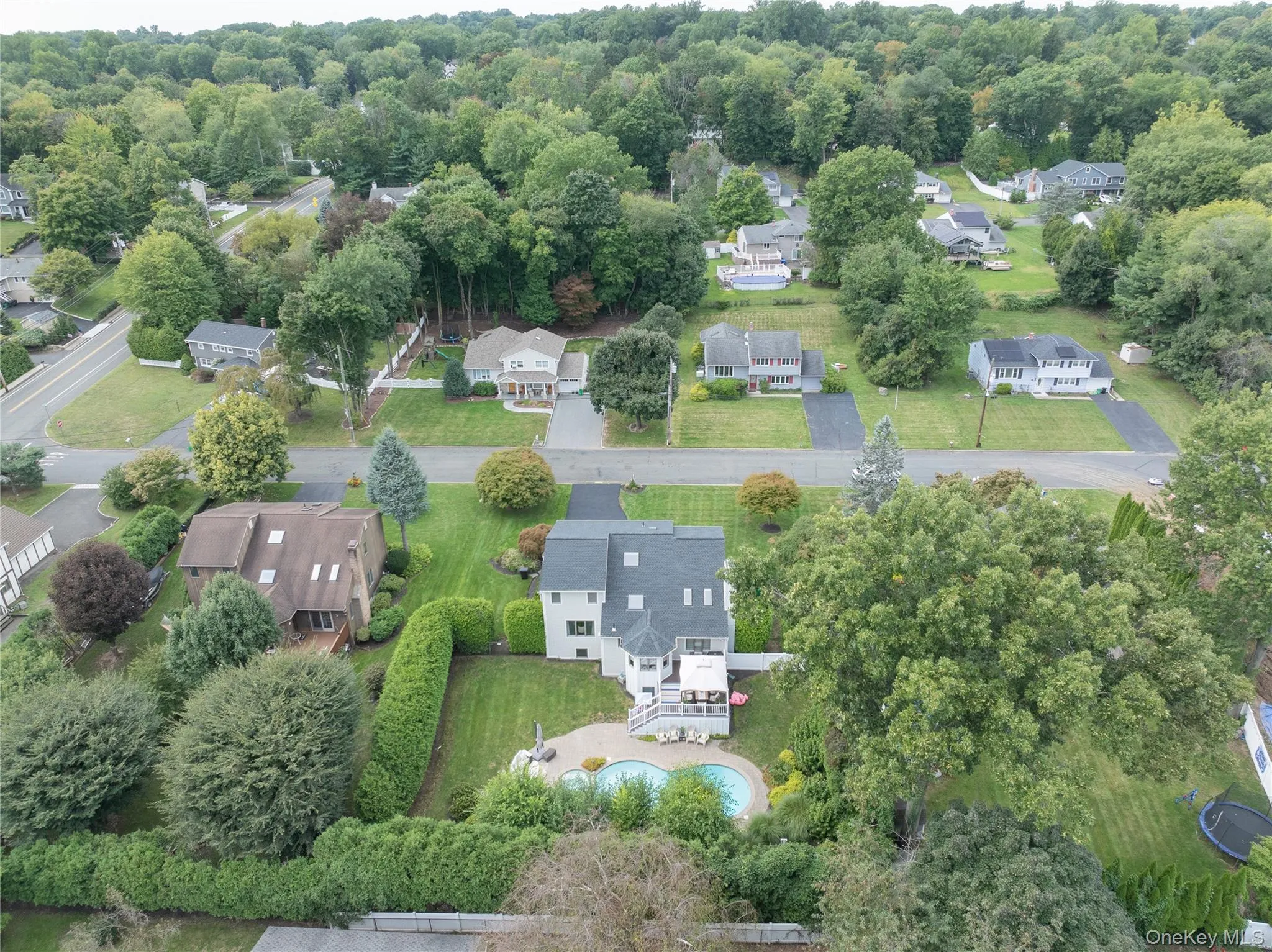 16 Lark Street, Orangetown, NY, 6 Bedrooms Bedrooms, 15 Rooms Rooms,3 BathroomsBathrooms,Residential,For Rent,Lark,0,1052513 16 Lark Street, Orangetown, NY, 6 Bedrooms Bedrooms, 15 Rooms Rooms,3 BathroomsBathrooms,Residential,For Rent,Lark,0,1052513