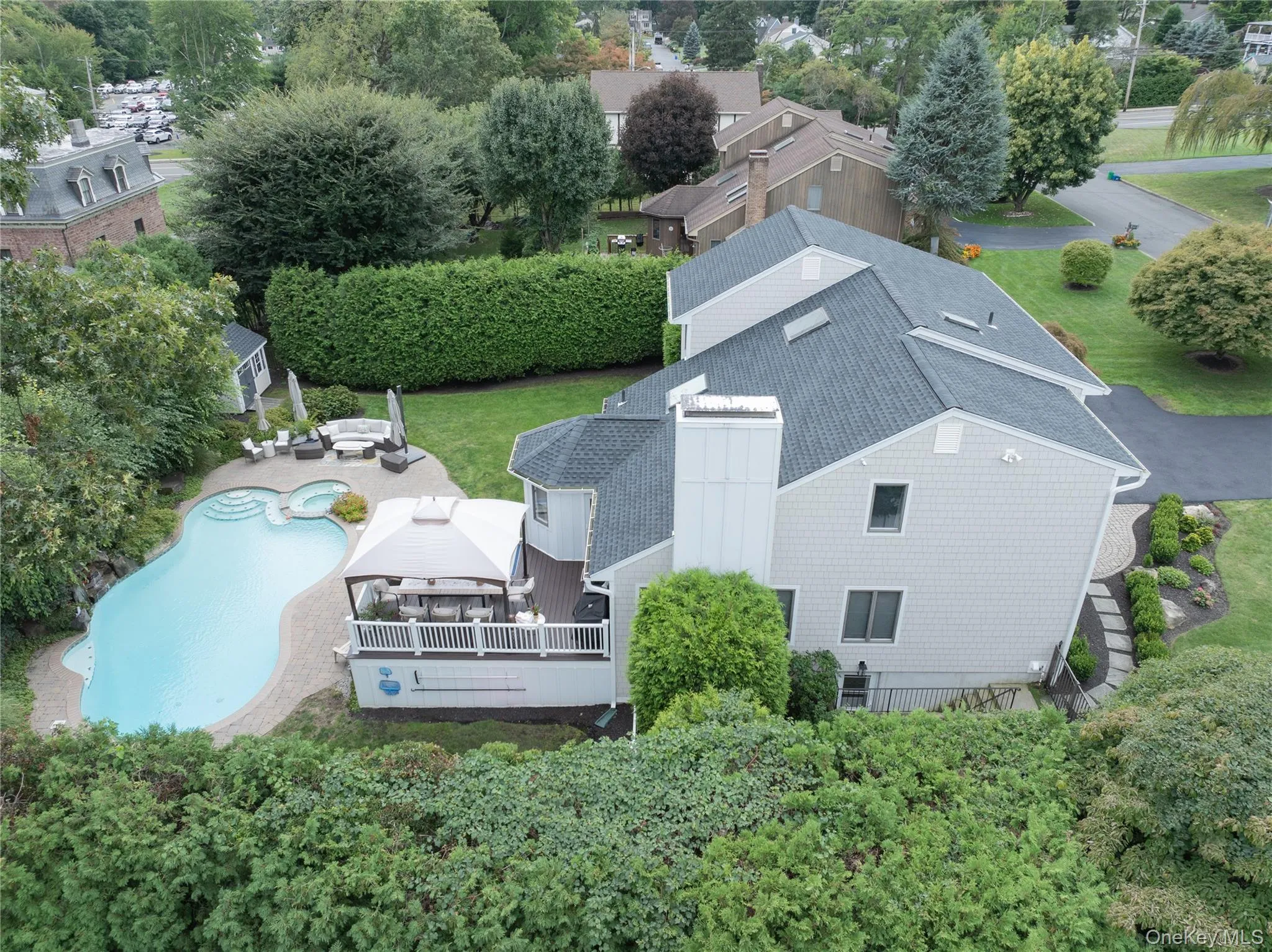 16 Lark Street, Orangetown, NY, 6 Bedrooms Bedrooms, 15 Rooms Rooms,3 BathroomsBathrooms,Residential,For Rent,Lark,0,1052513 16 Lark Street, Orangetown, NY, 6 Bedrooms Bedrooms, 15 Rooms Rooms,3 BathroomsBathrooms,Residential,For Rent,Lark,0,1052513