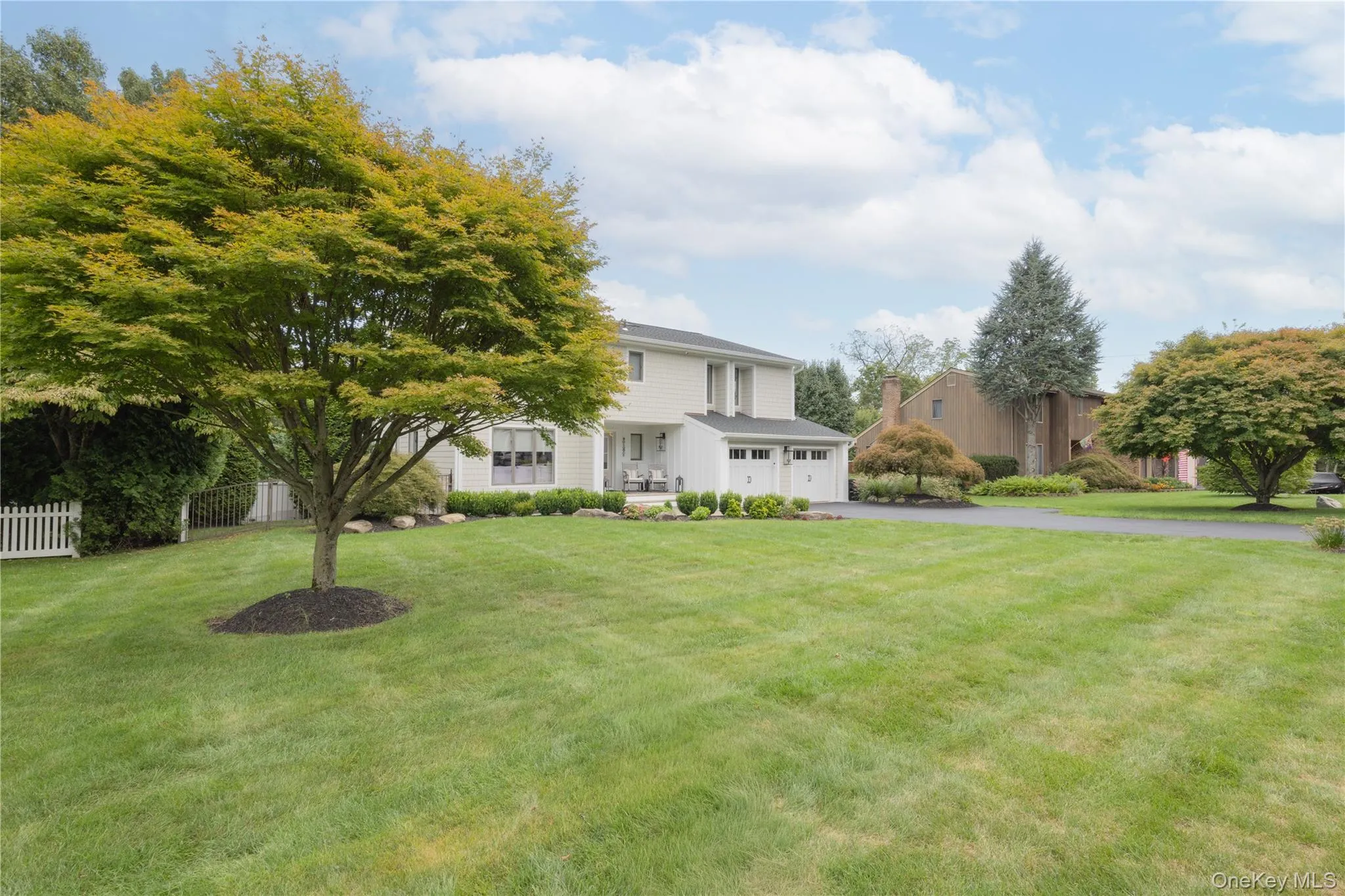 16 Lark Street, Orangetown, NY, 6 Bedrooms Bedrooms, 15 Rooms Rooms,3 BathroomsBathrooms,Residential,For Rent,Lark,0,1052513 16 Lark Street, Orangetown, NY, 6 Bedrooms Bedrooms, 15 Rooms Rooms,3 BathroomsBathrooms,Residential,For Rent,Lark,0,1052513
