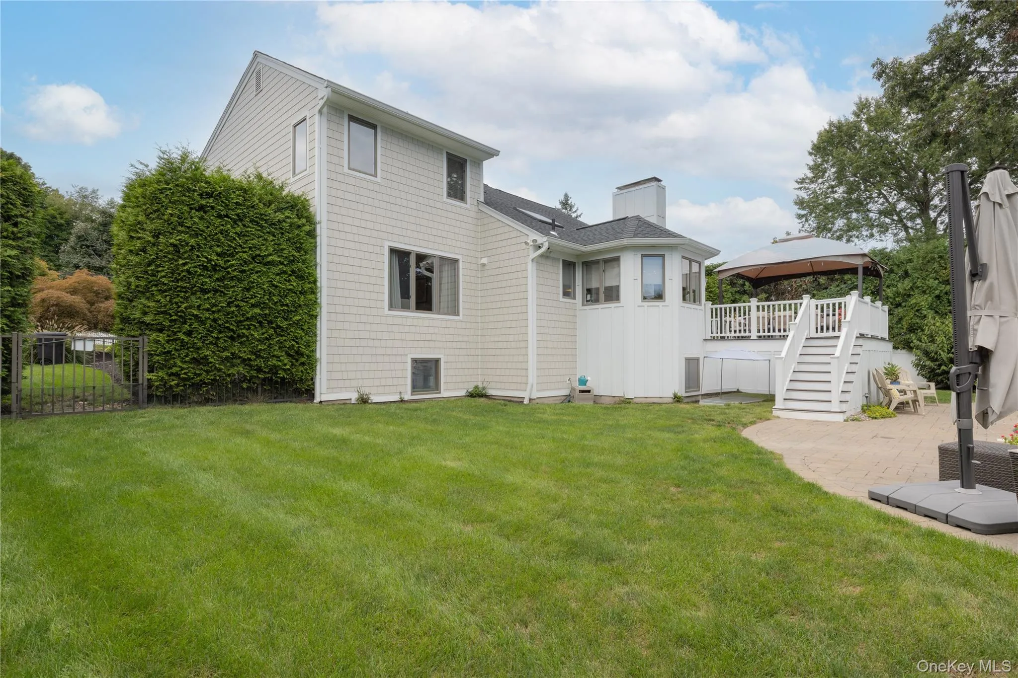16 Lark Street, Orangetown, NY, 6 Bedrooms Bedrooms, 15 Rooms Rooms,3 BathroomsBathrooms,Residential,For Rent,Lark,0,1052513 16 Lark Street, Orangetown, NY, 6 Bedrooms Bedrooms, 15 Rooms Rooms,3 BathroomsBathrooms,Residential,For Rent,Lark,0,1052513