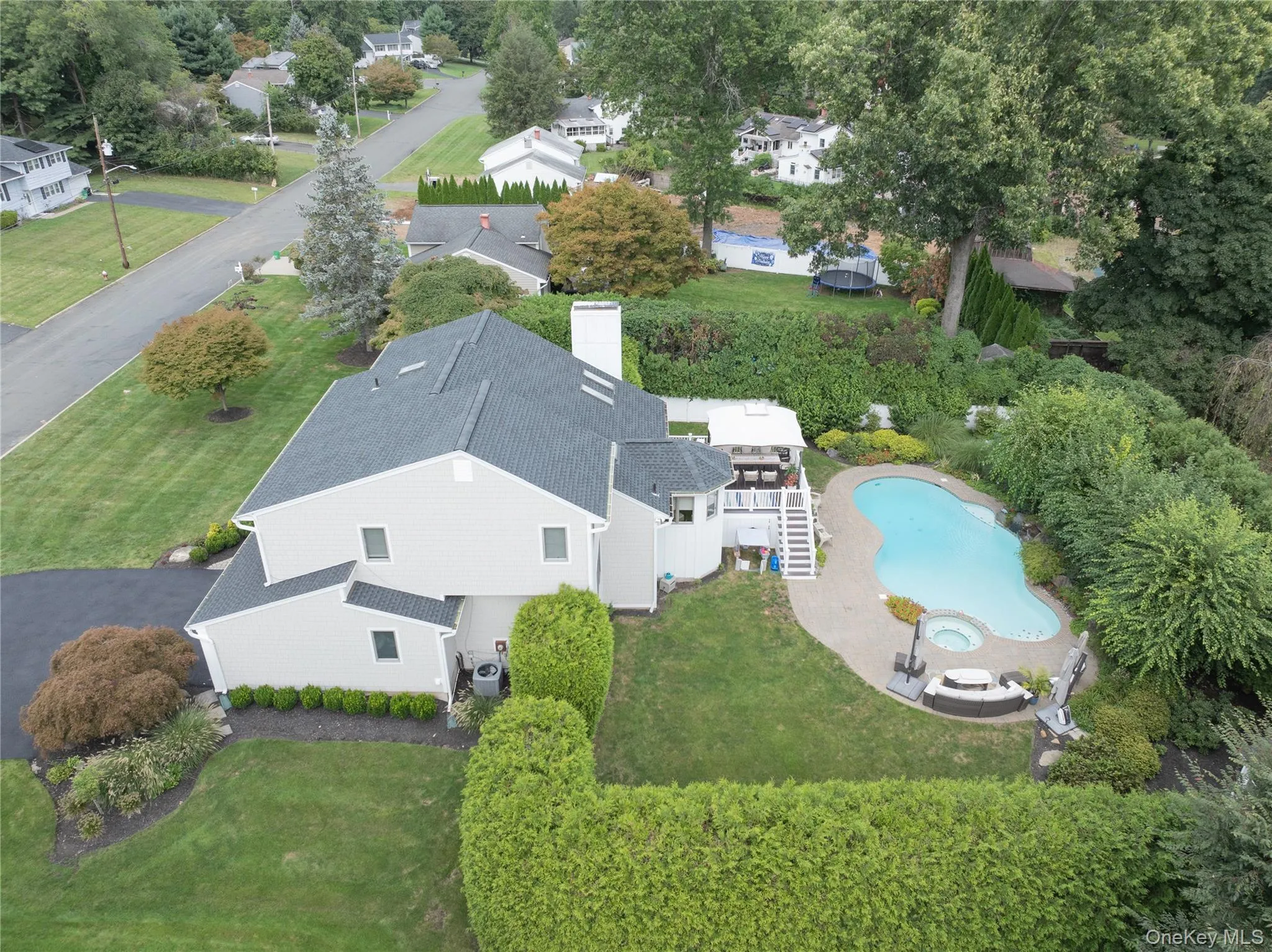 16 Lark Street, Orangetown, NY, 6 Bedrooms Bedrooms, 15 Rooms Rooms,3 BathroomsBathrooms,Residential,For Rent,Lark,0,1052513 16 Lark Street, Orangetown, NY, 6 Bedrooms Bedrooms, 15 Rooms Rooms,3 BathroomsBathrooms,Residential,For Rent,Lark,0,1052513