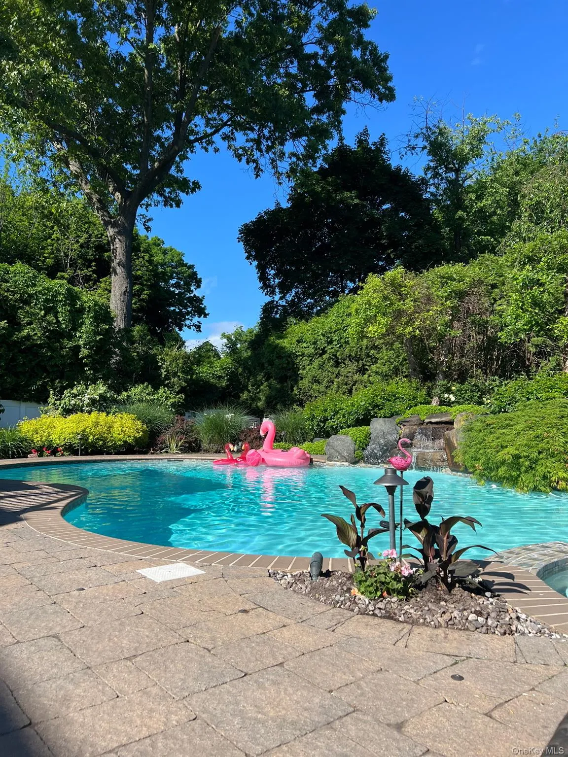 16 Lark Street, Orangetown, NY, 6 Bedrooms Bedrooms, 15 Rooms Rooms,3 BathroomsBathrooms,Residential,For Rent,Lark,0,1052513 16 Lark Street, Orangetown, NY, 6 Bedrooms Bedrooms, 15 Rooms Rooms,3 BathroomsBathrooms,Residential,For Rent,Lark,0,1052513
