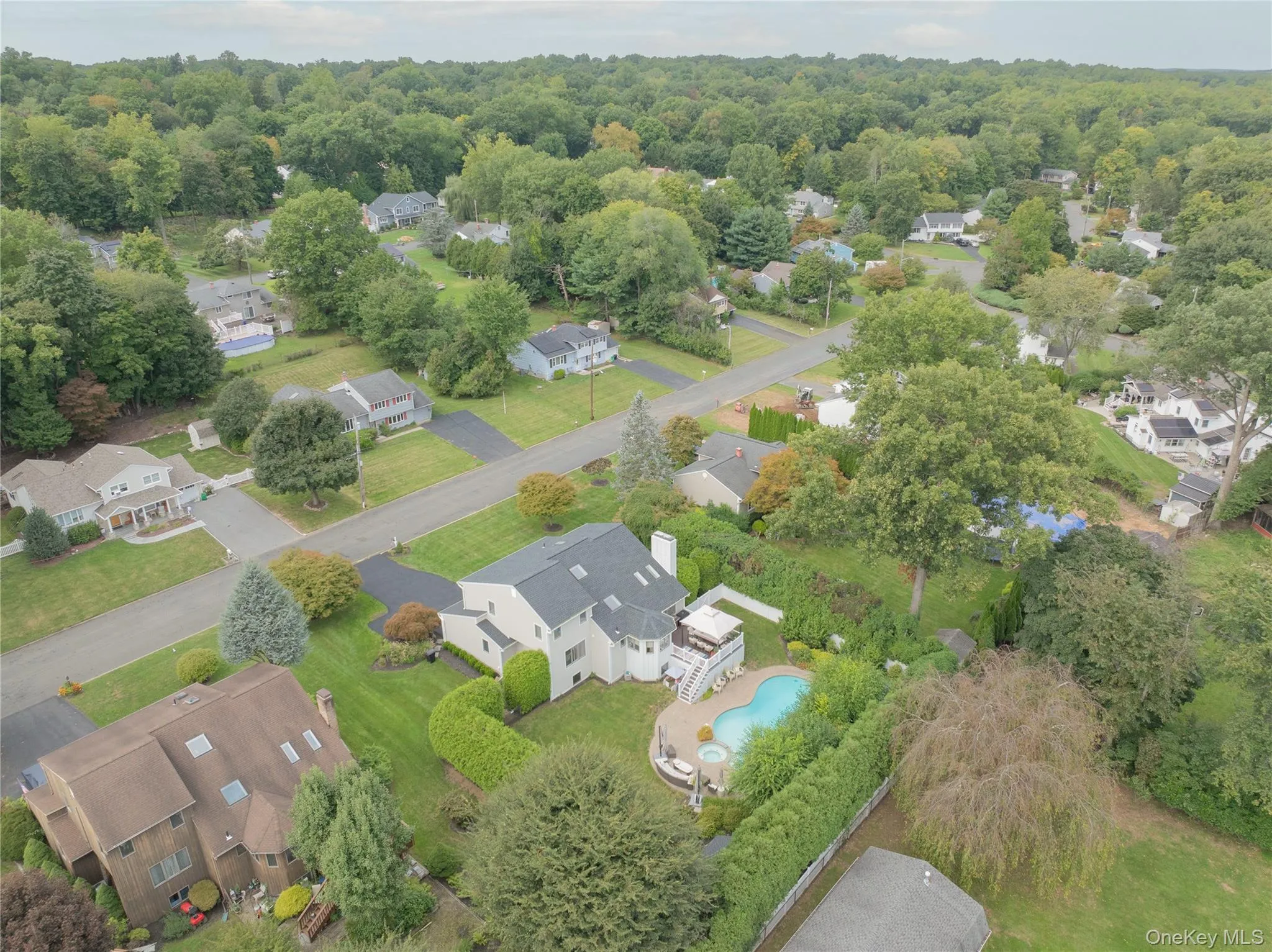 16 Lark Street, Orangetown, NY, 6 Bedrooms Bedrooms, 15 Rooms Rooms,3 BathroomsBathrooms,Residential,For Rent,Lark,0,1052513 16 Lark Street, Orangetown, NY, 6 Bedrooms Bedrooms, 15 Rooms Rooms,3 BathroomsBathrooms,Residential,For Rent,Lark,0,1052513
